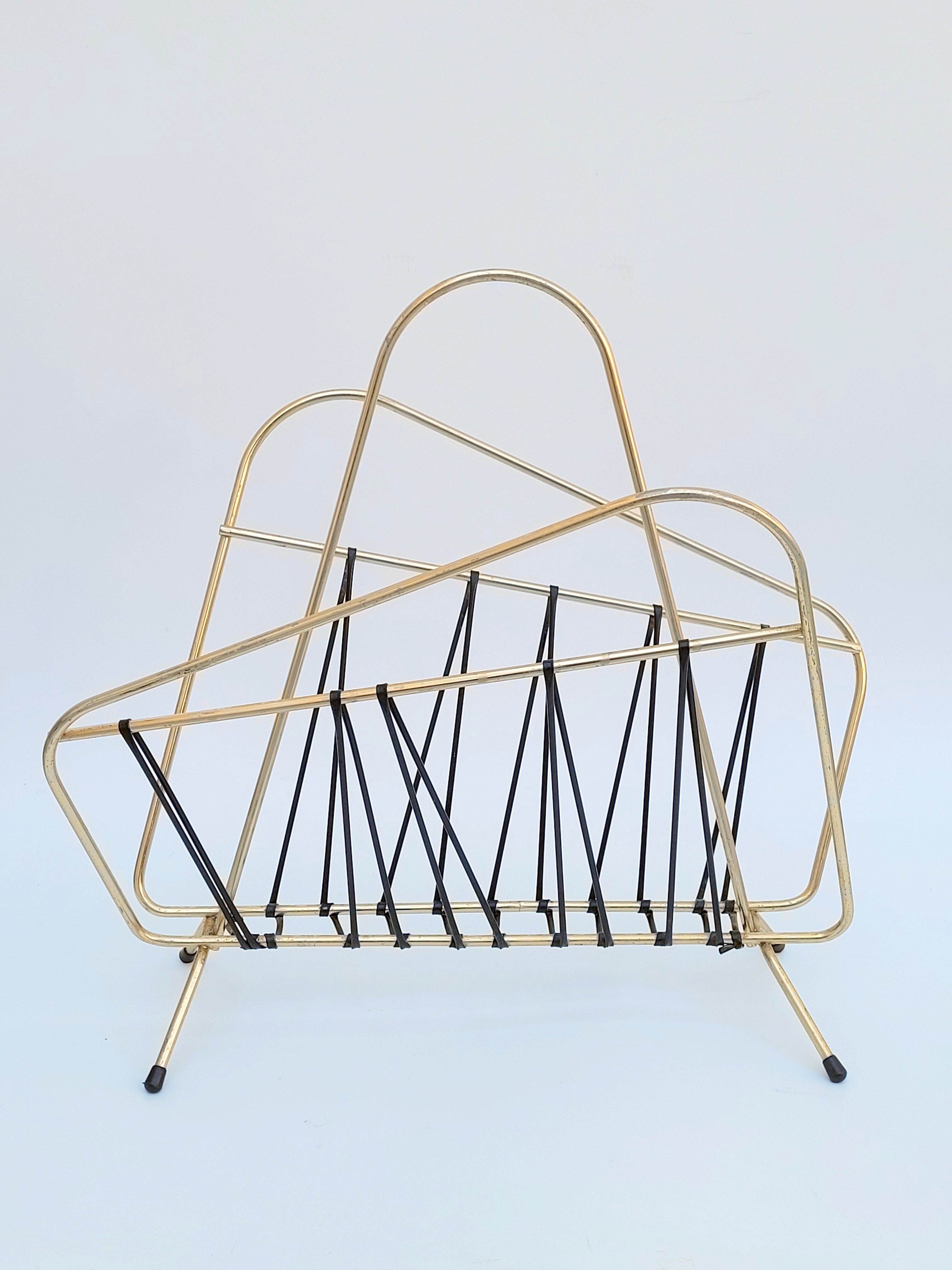 Magazine holder vintage brass wire and scoubidou 1950
