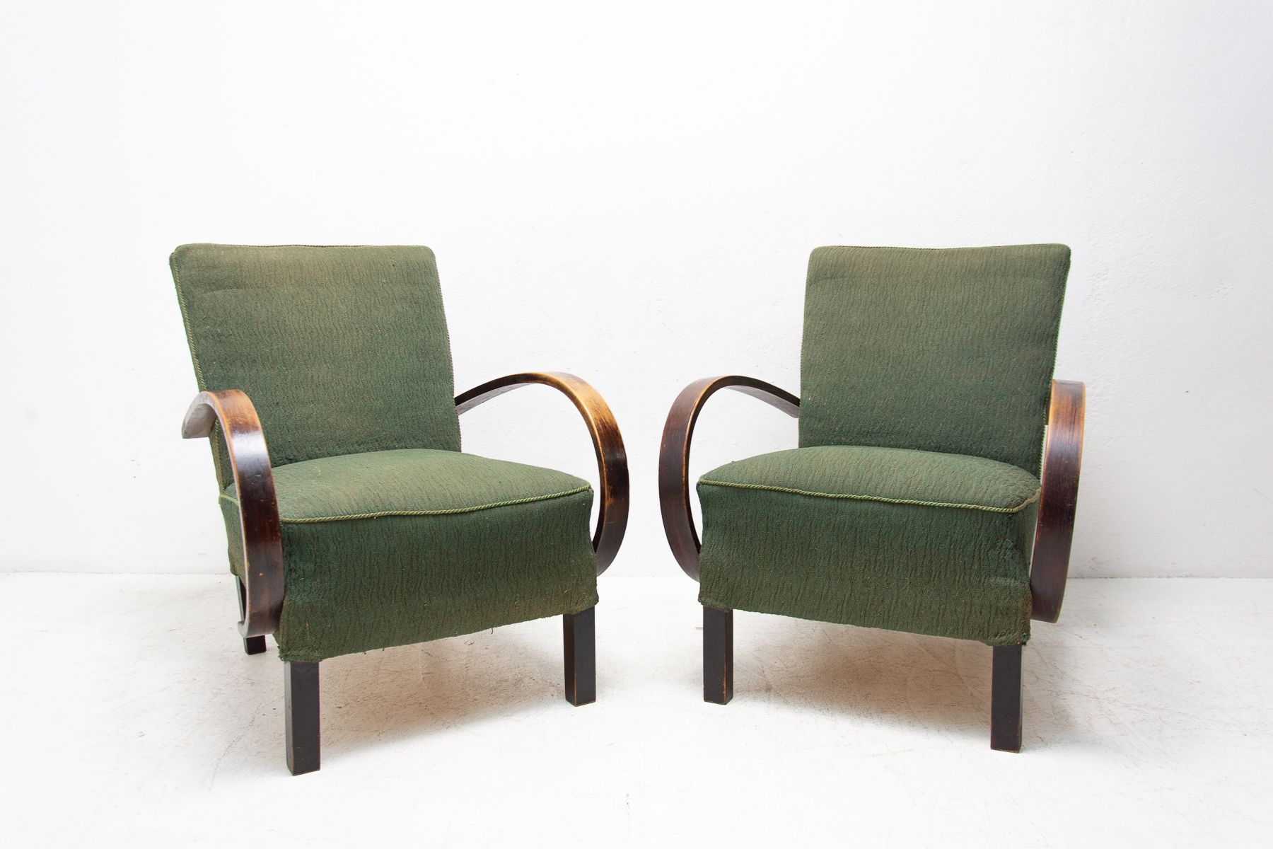 Bentwood armchairs by Jindřich Halabala for UP Závody, 1950´s