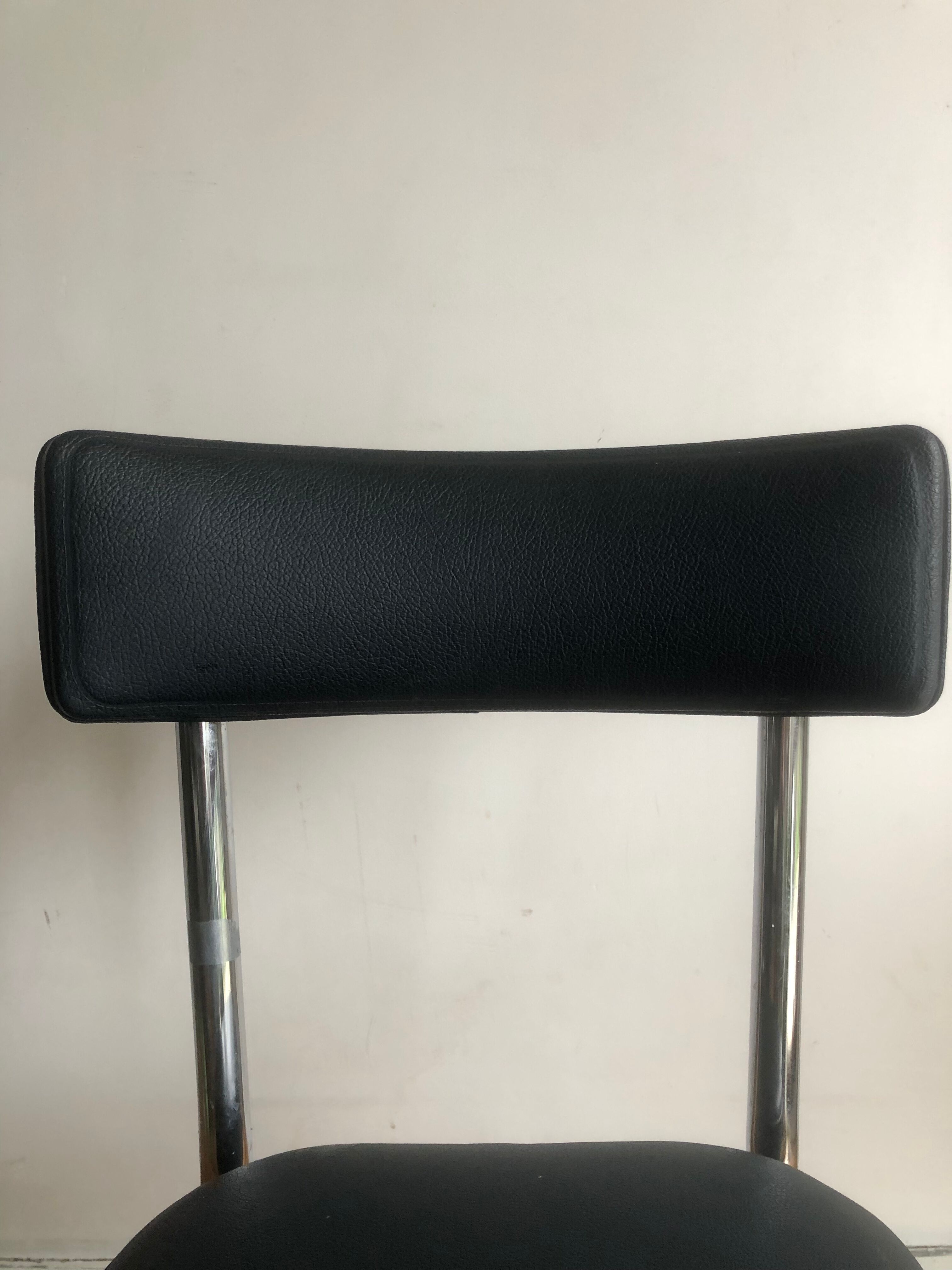 Industrial office chair barrel 1960