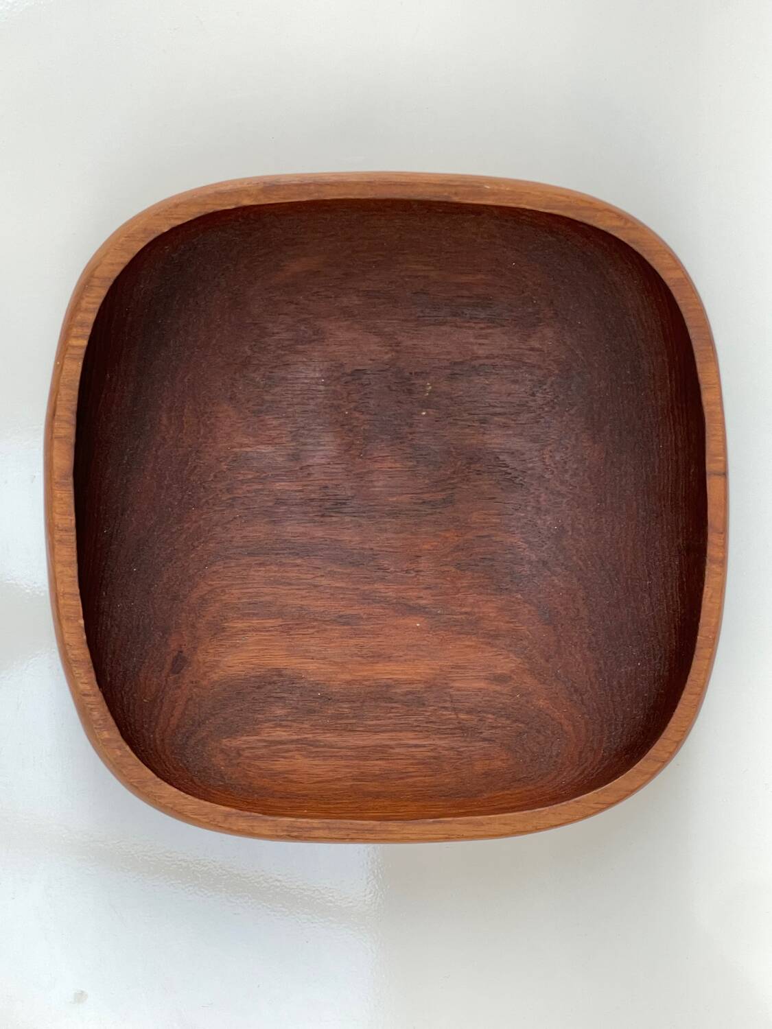 Large vintage teak salad bowl or centrepiece, 1960s design.