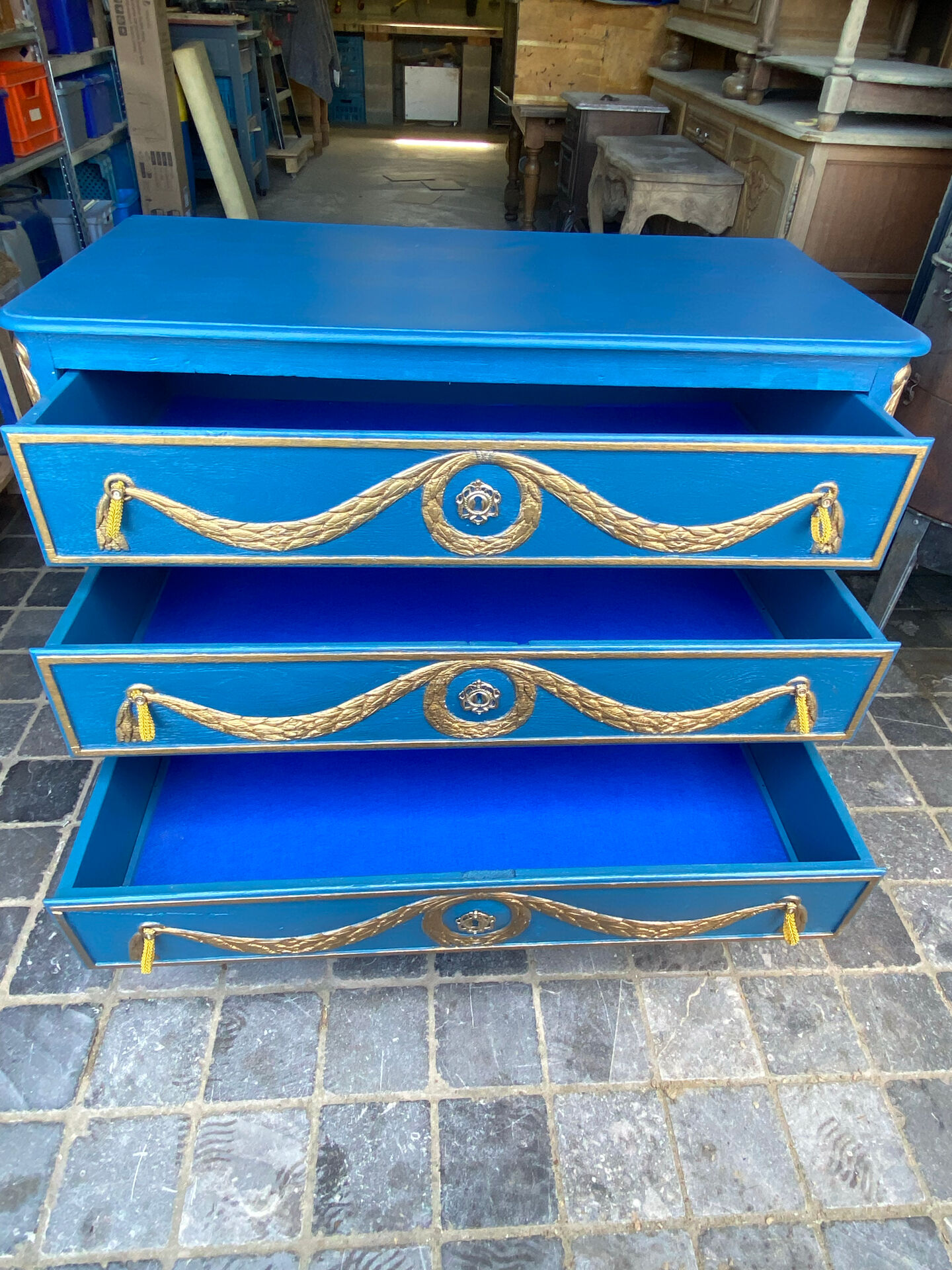 Commode Louis XVI Relookée Bleu Roi et Dorures