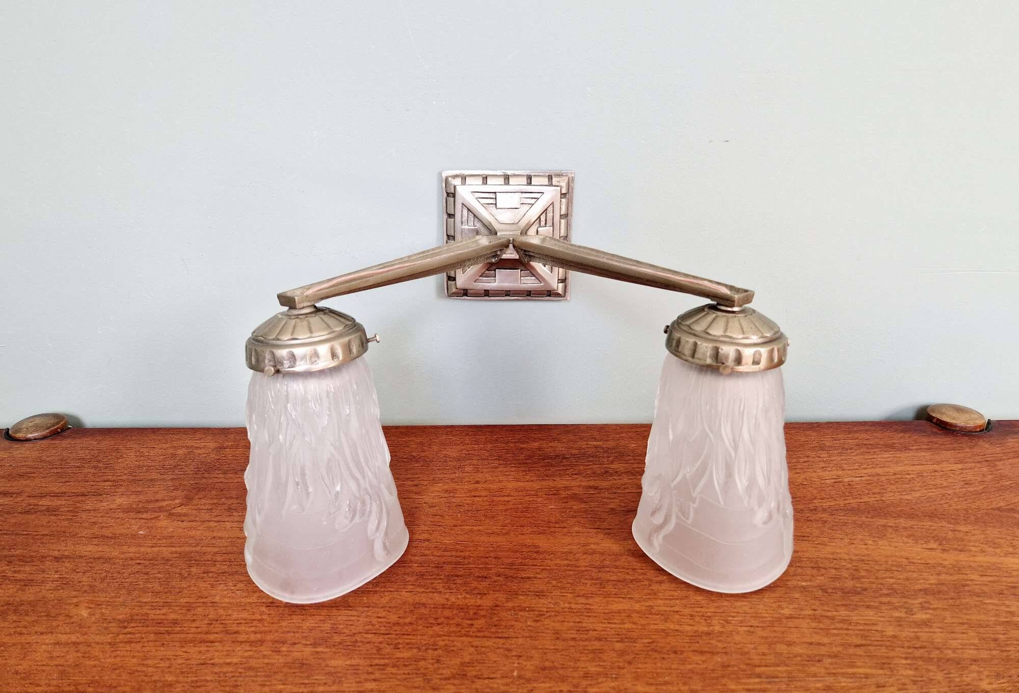 Art Deco double wall light in nickel-plated bronze, Lustrerie Bruxelloise, 1920-30