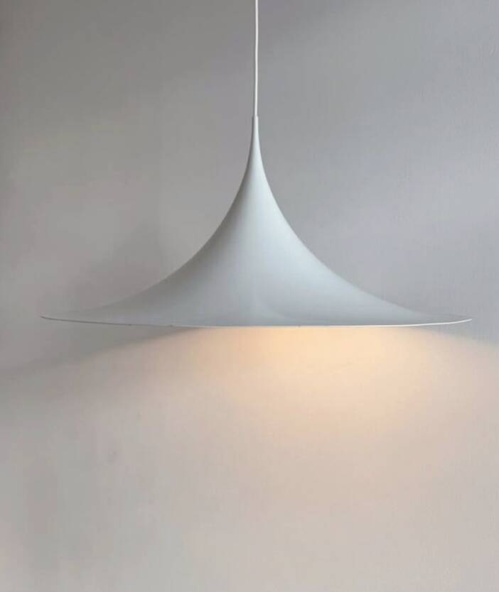 Suspension XL white metal tulip by C. Bonderup & T. Thorup, design Gubi