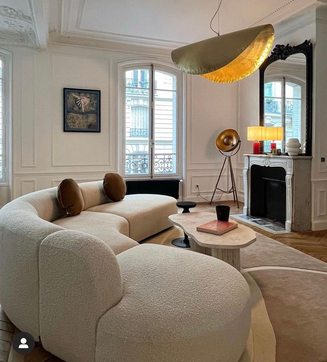 Natural travertine irregular coffee table Venus - 120x60cm