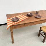 Walnut silk table 1900