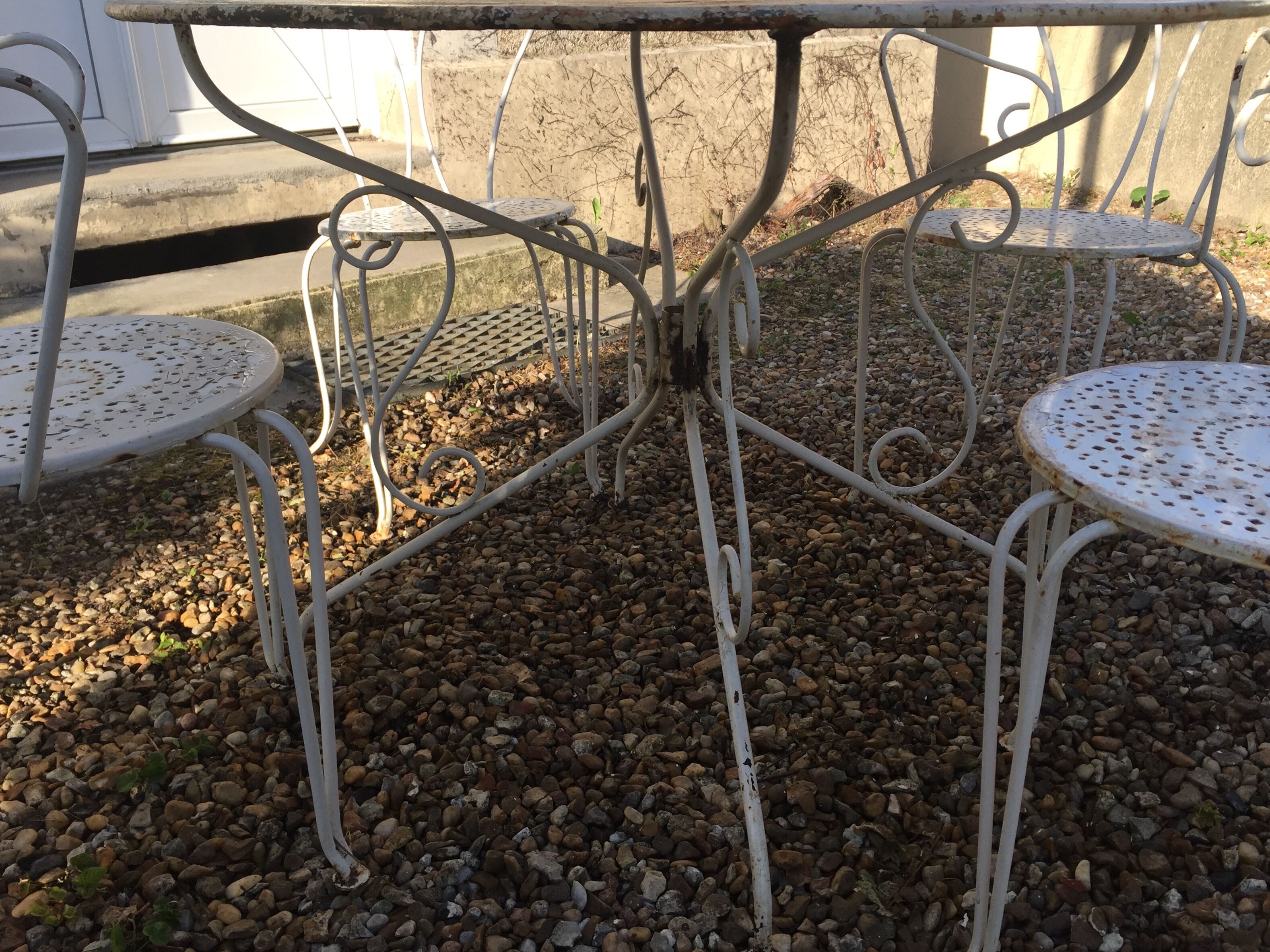 Garden furniture in wrought iron