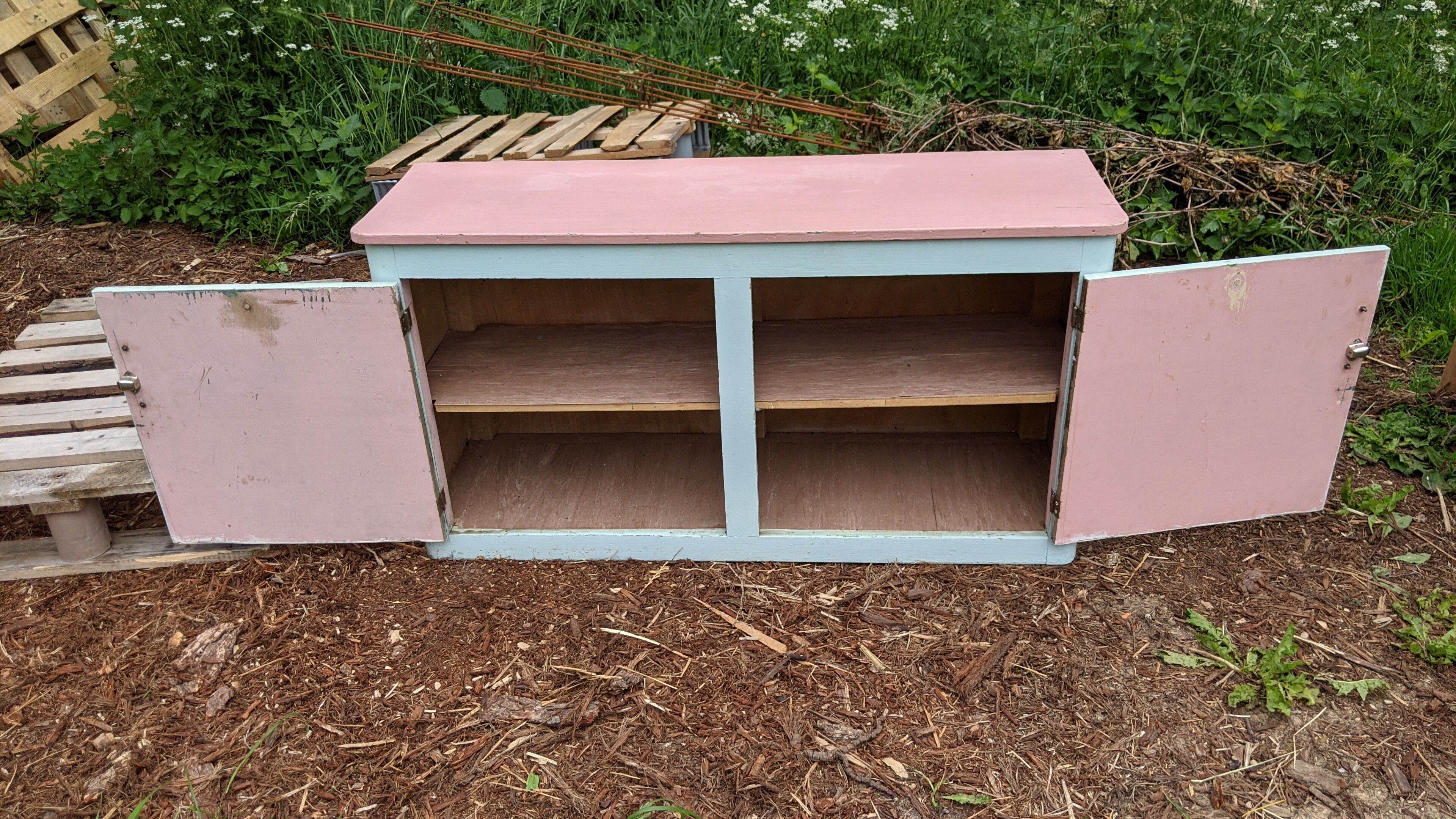 Old mint green extra cabinet for kitchen