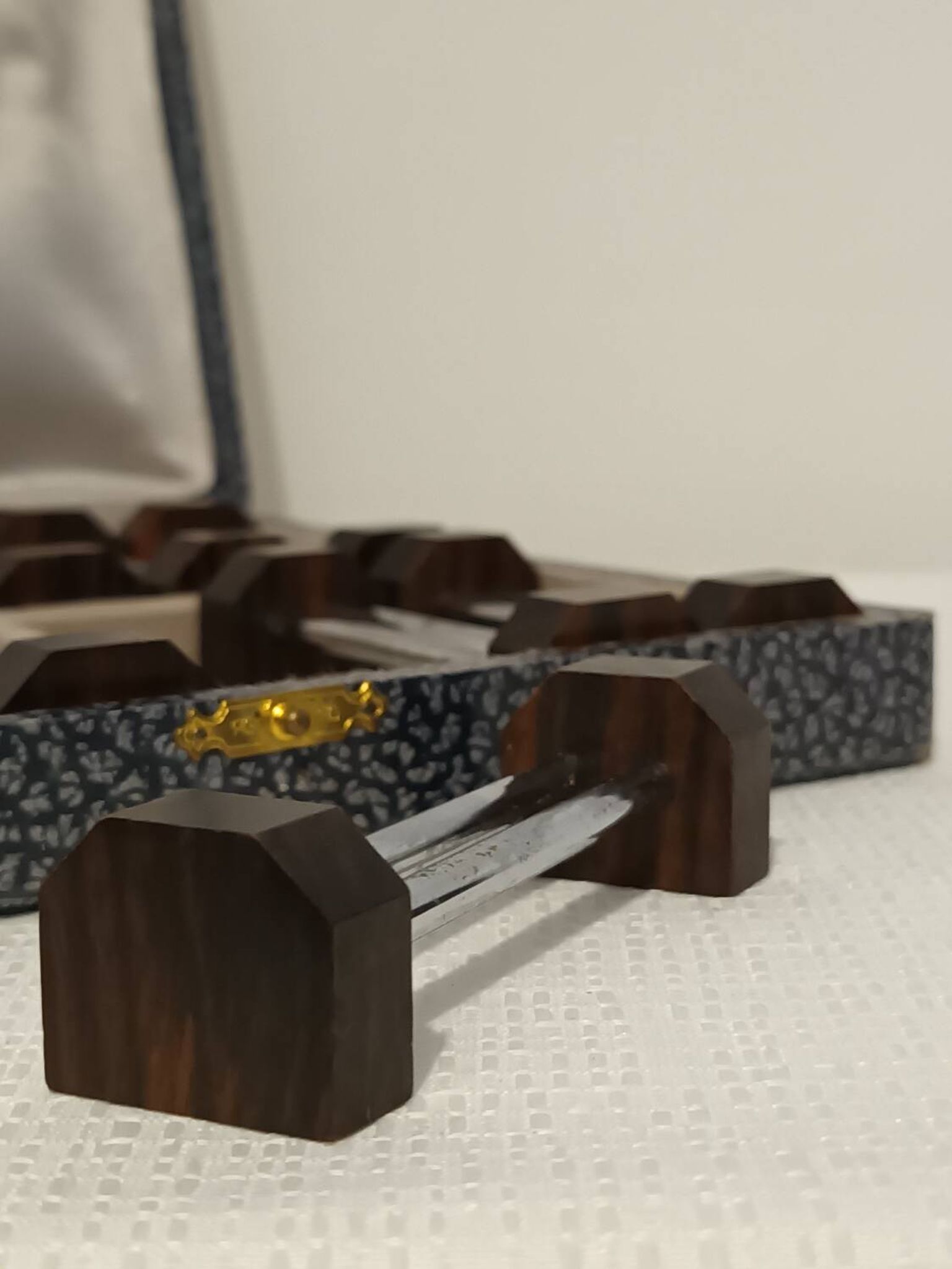Coffret de 12 porte-couteaux Art déco