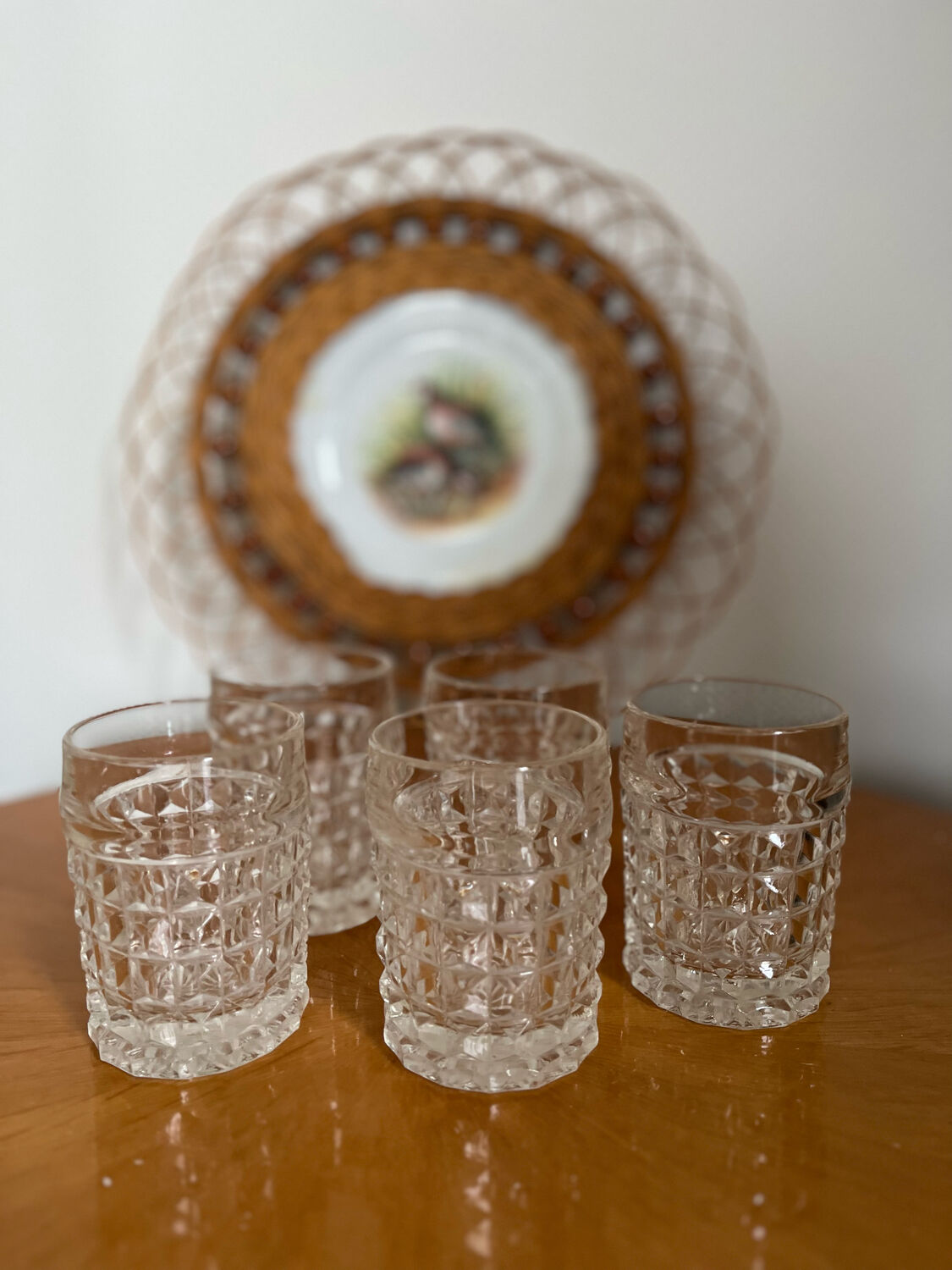 Vintage diamond tip cut whisky glasses 1960/70