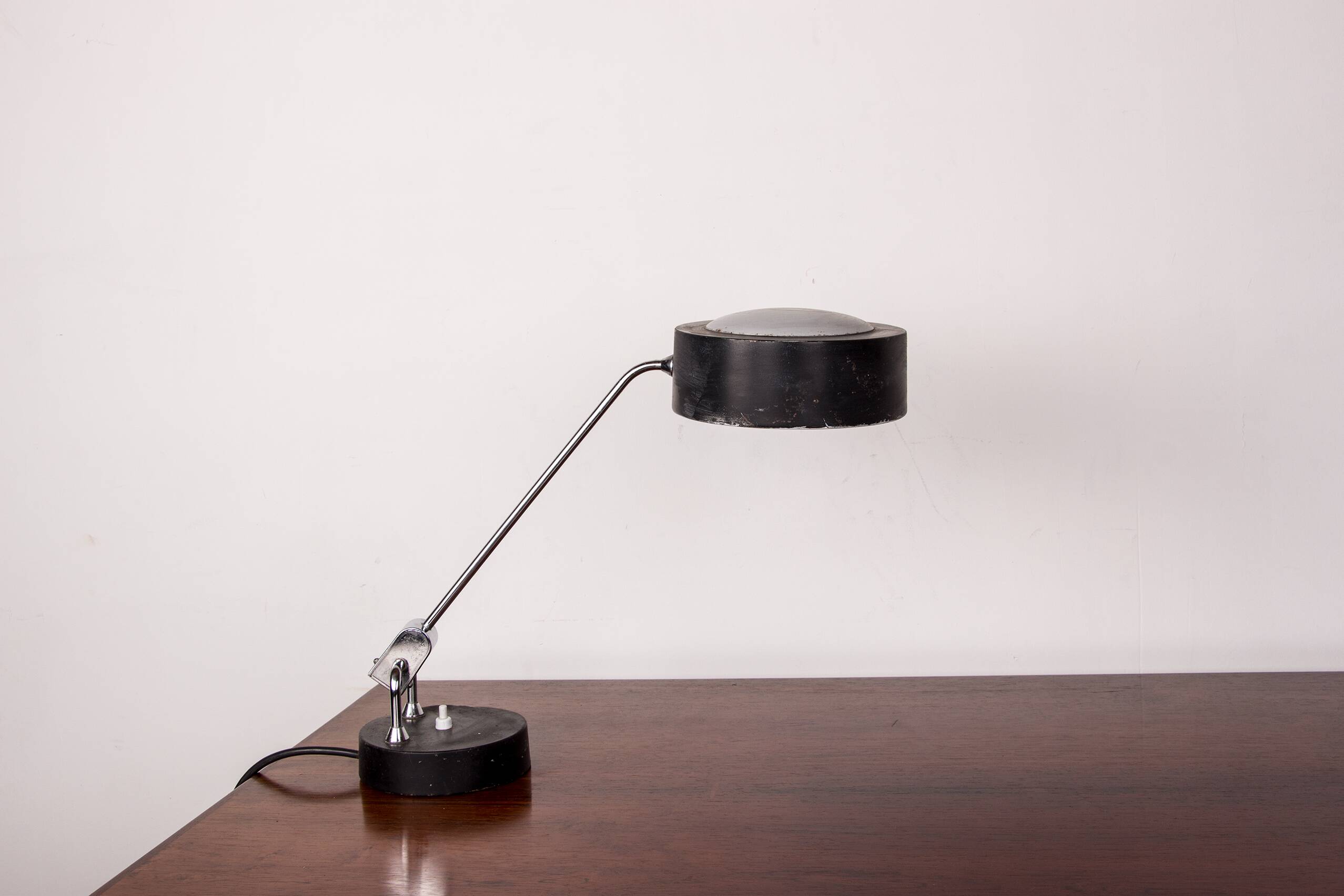Jumo model 700 desk lamp with articulated arm and adjustable reflector by Charlotte Perriand 1