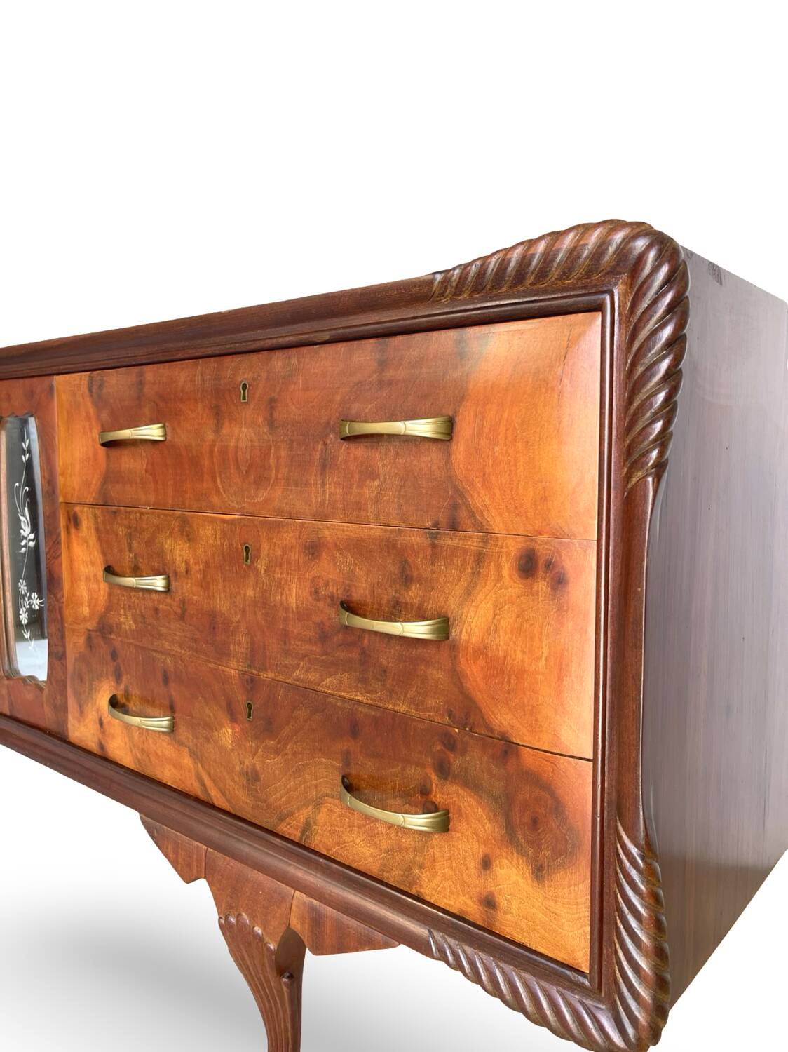 An art deco Italian chest of drawers, Italy 1940s/1950s