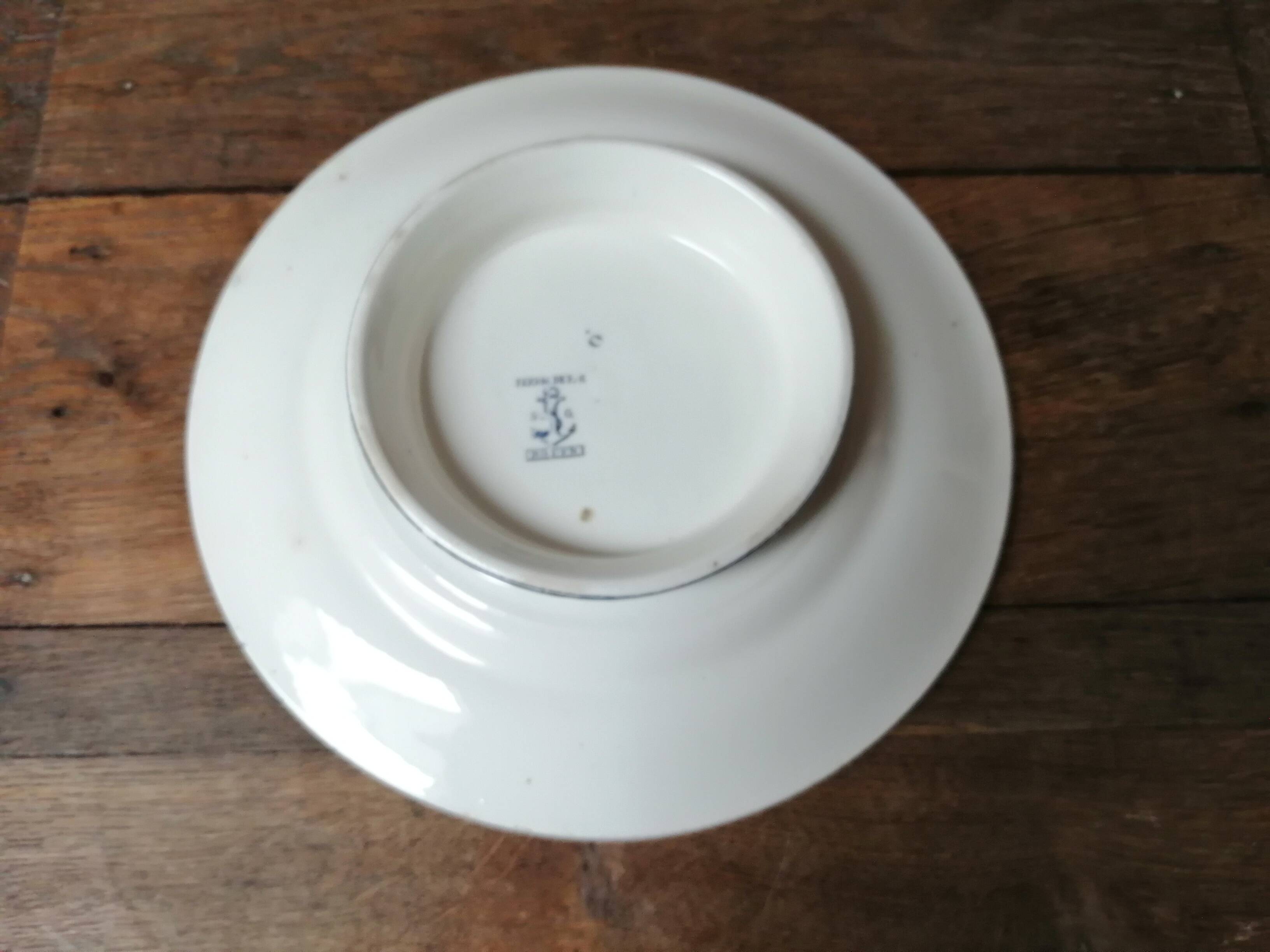 “Rouen” iron earth compote bowl