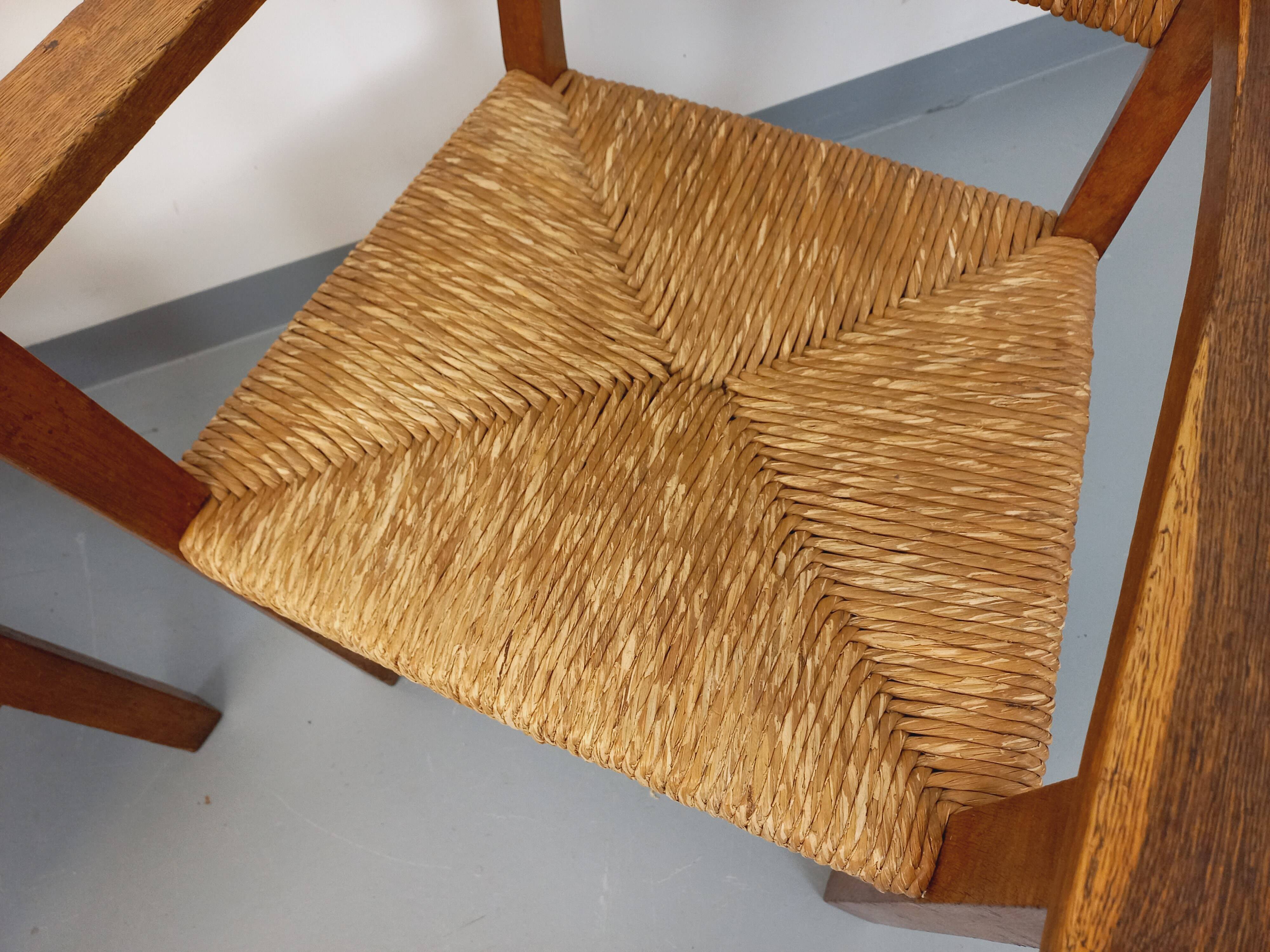 Set of 2 vintage brutalist armchairs in oak wood and straw