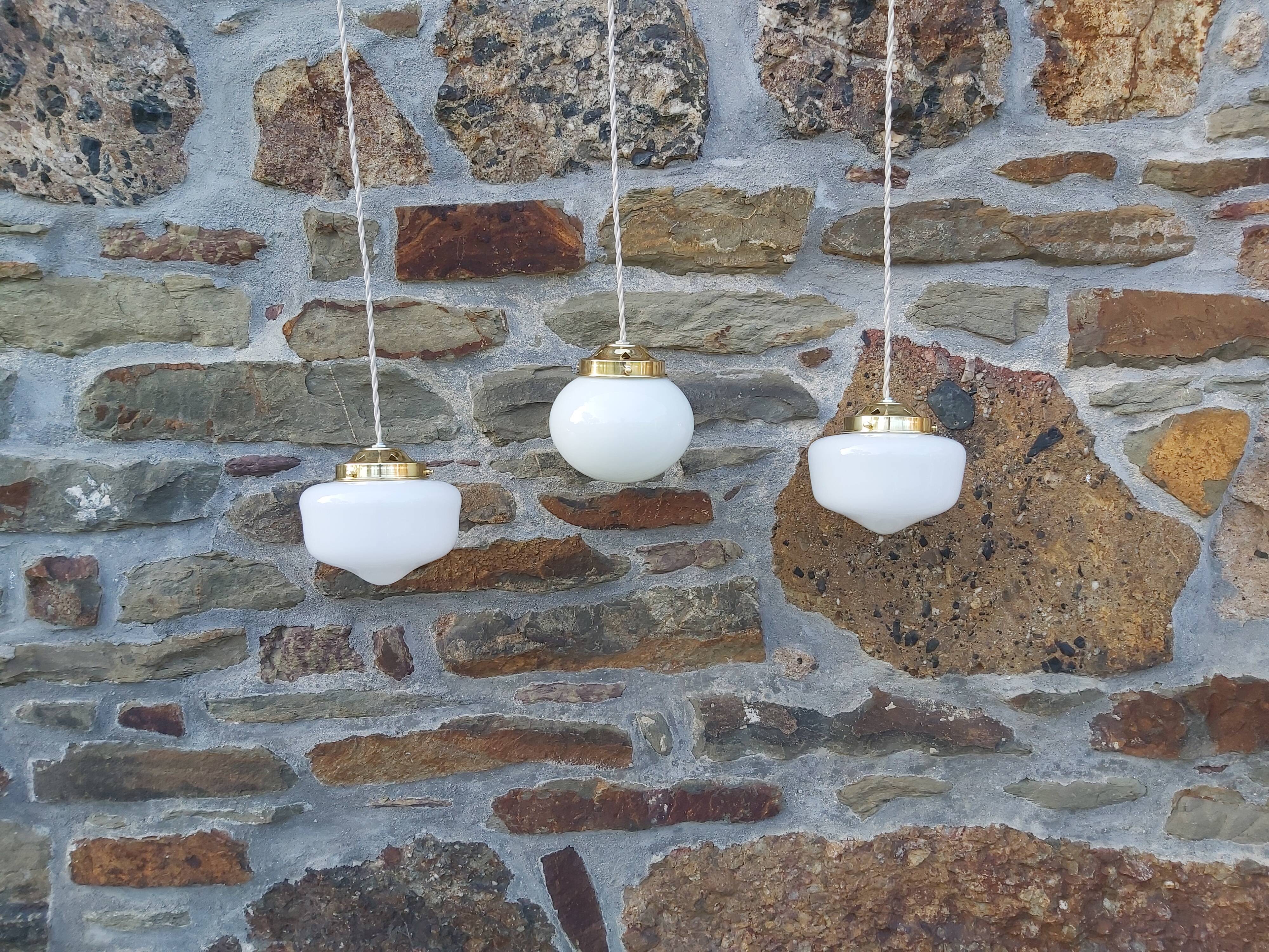 Set of 3 hanging lamps in opaline, Art Deco