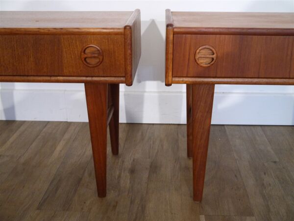 Paire de chevets scandinave en teck