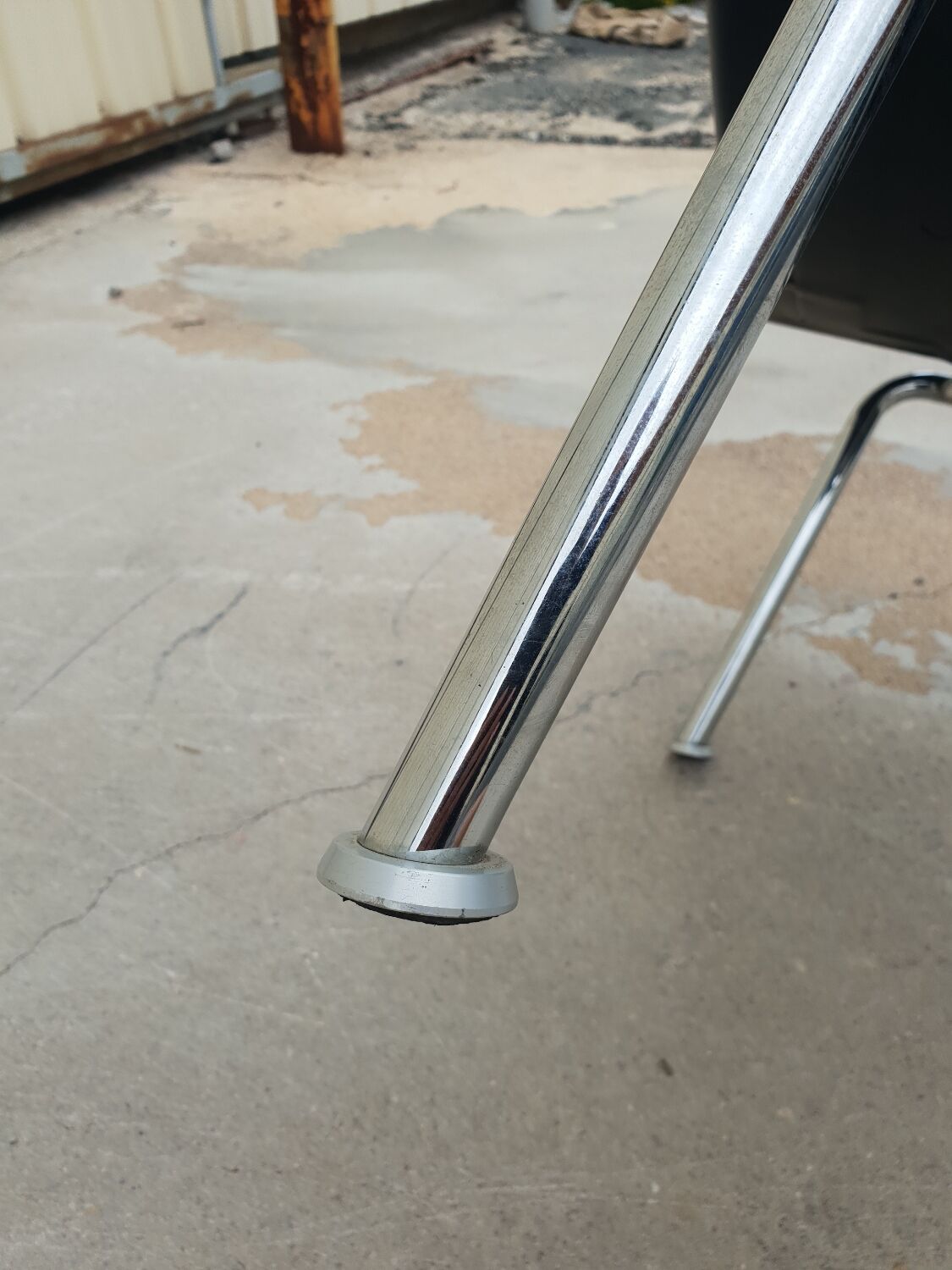 Pair of Cattelan Italy edition low chairs