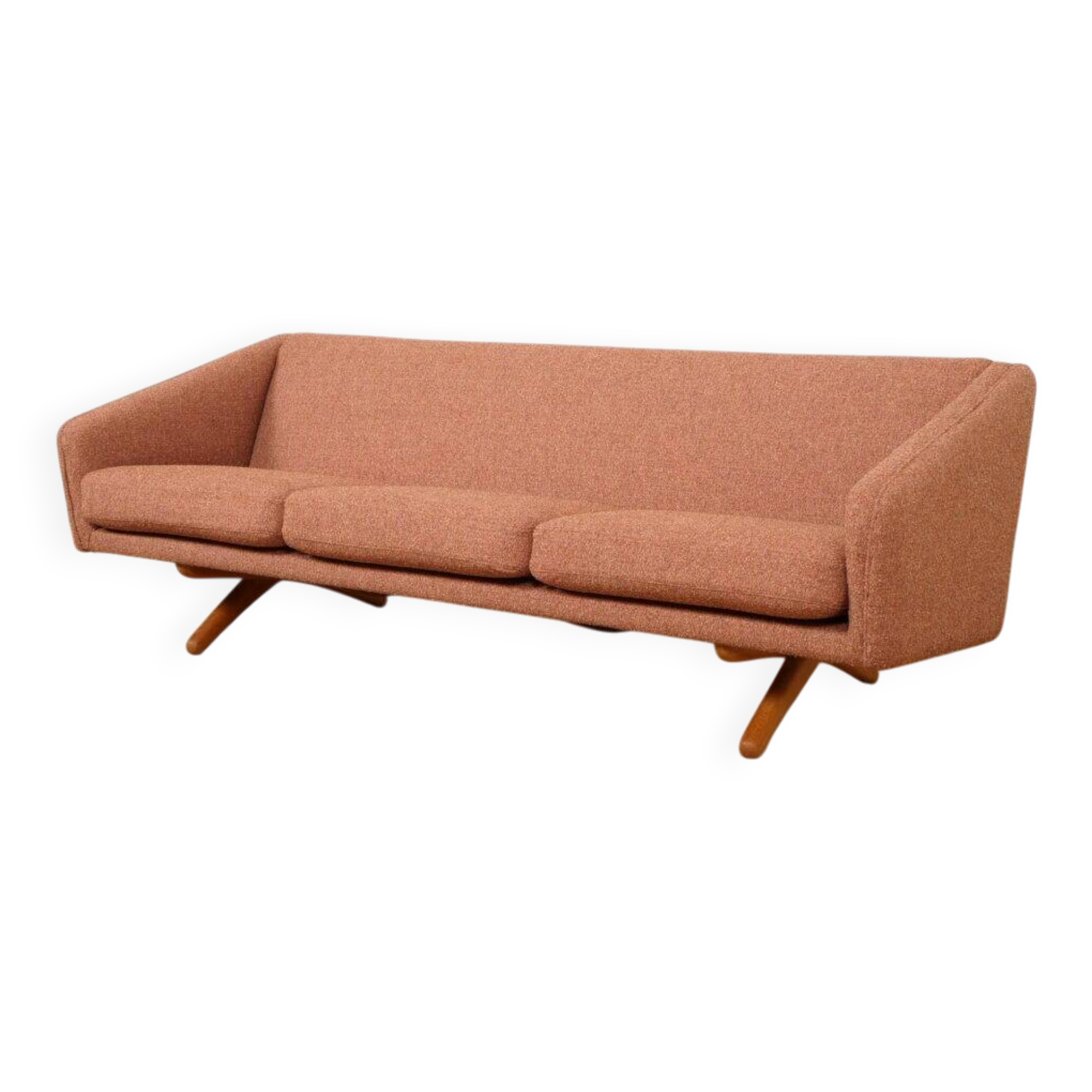 Vintage sofa | 3-seater | ML-90 | pink | reupholstered
