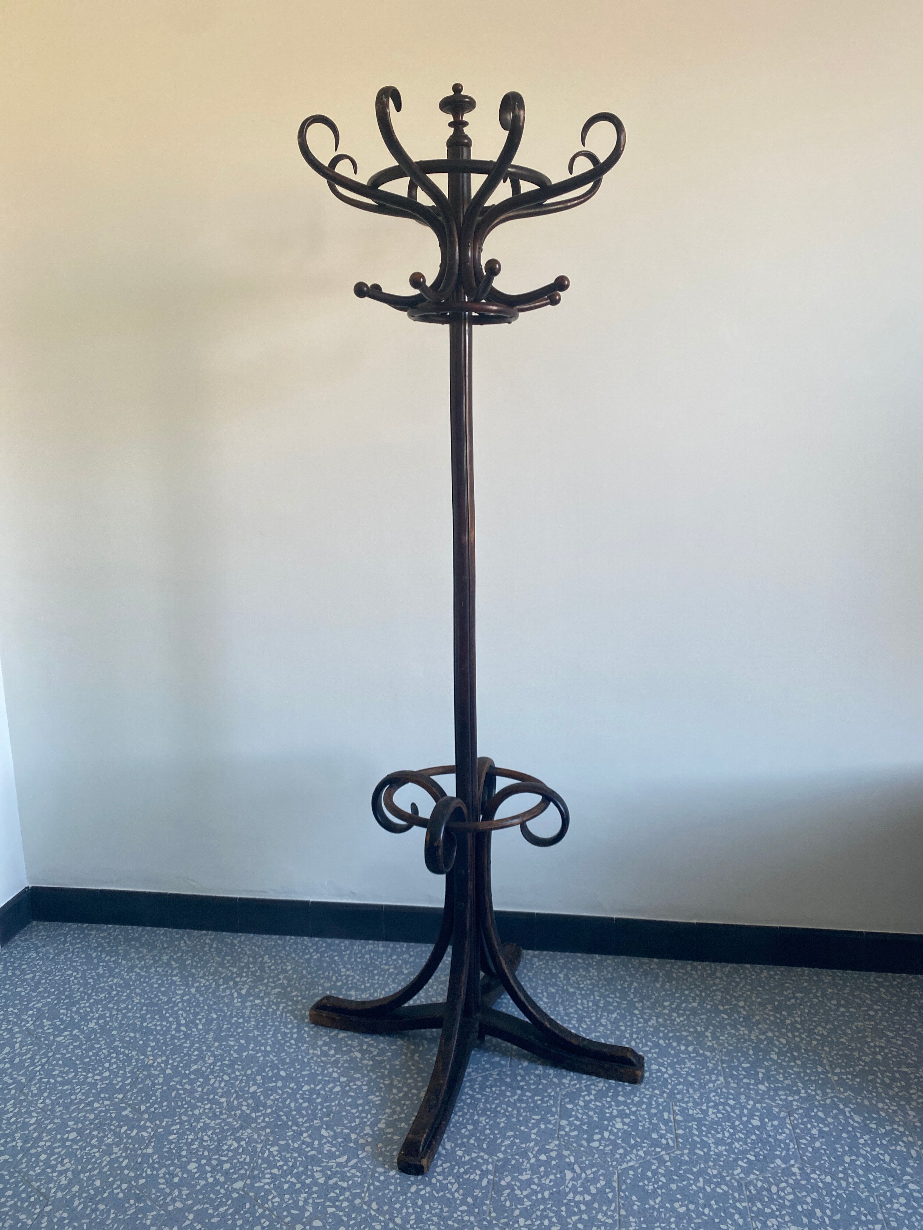 Coat rack Kohn 1904