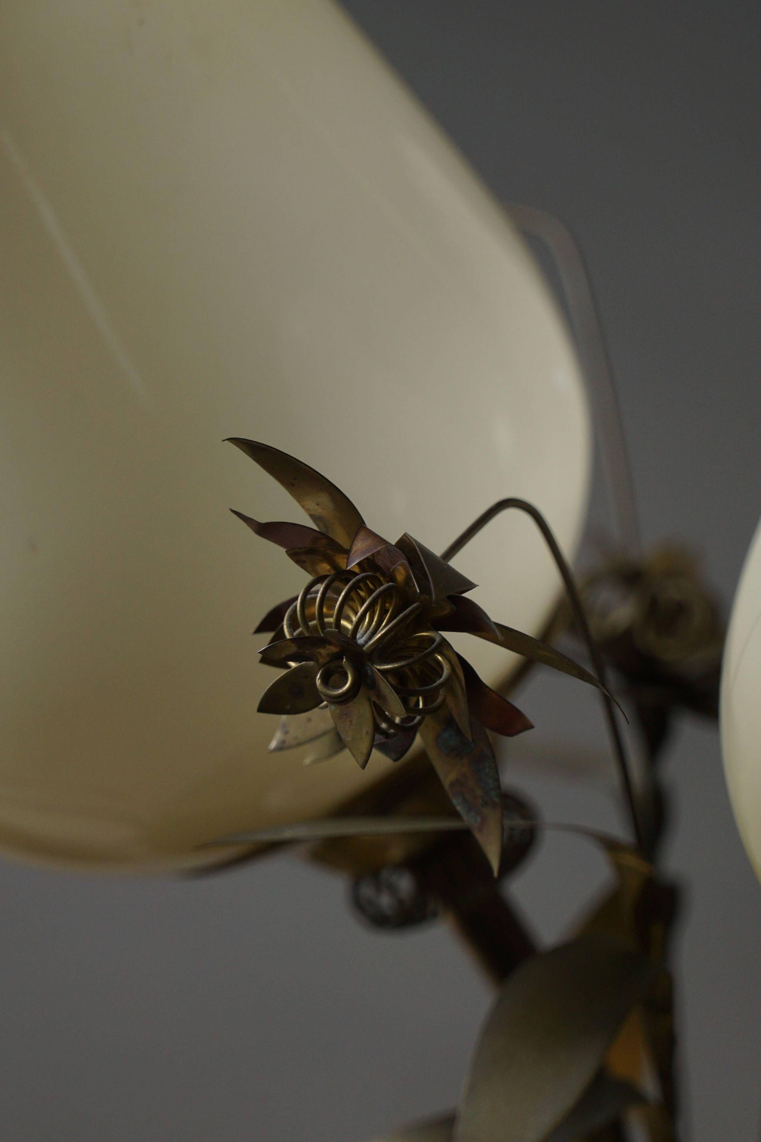 Mid-century glass and brass chandelier, model 501-3 by Stockmann, Finland, 1940s.