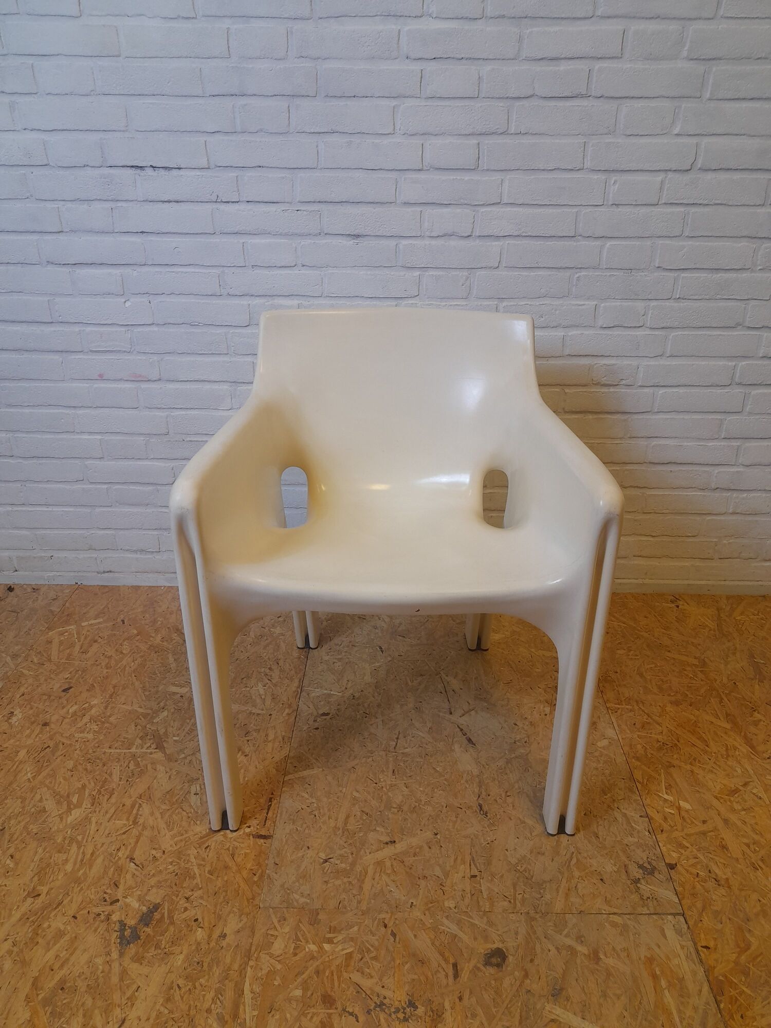 Gaudi chair