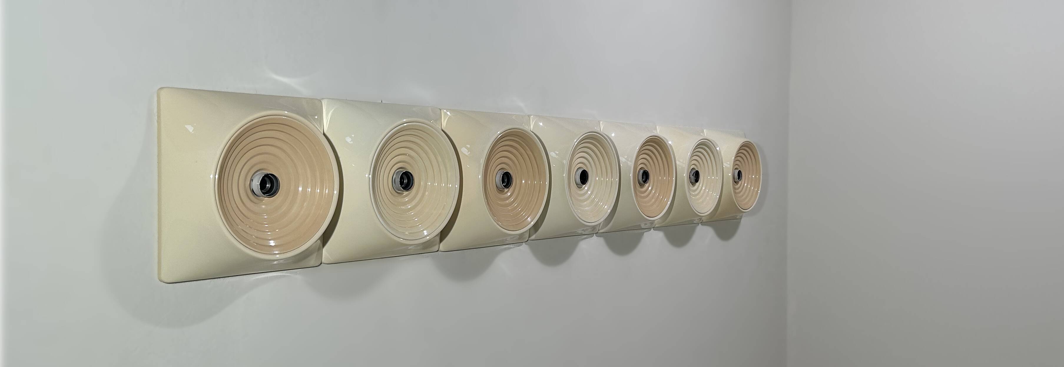 Stilnovo wall lamp for Studio Nizzoli and Associates