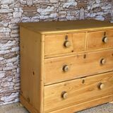 Old English chest of drawers