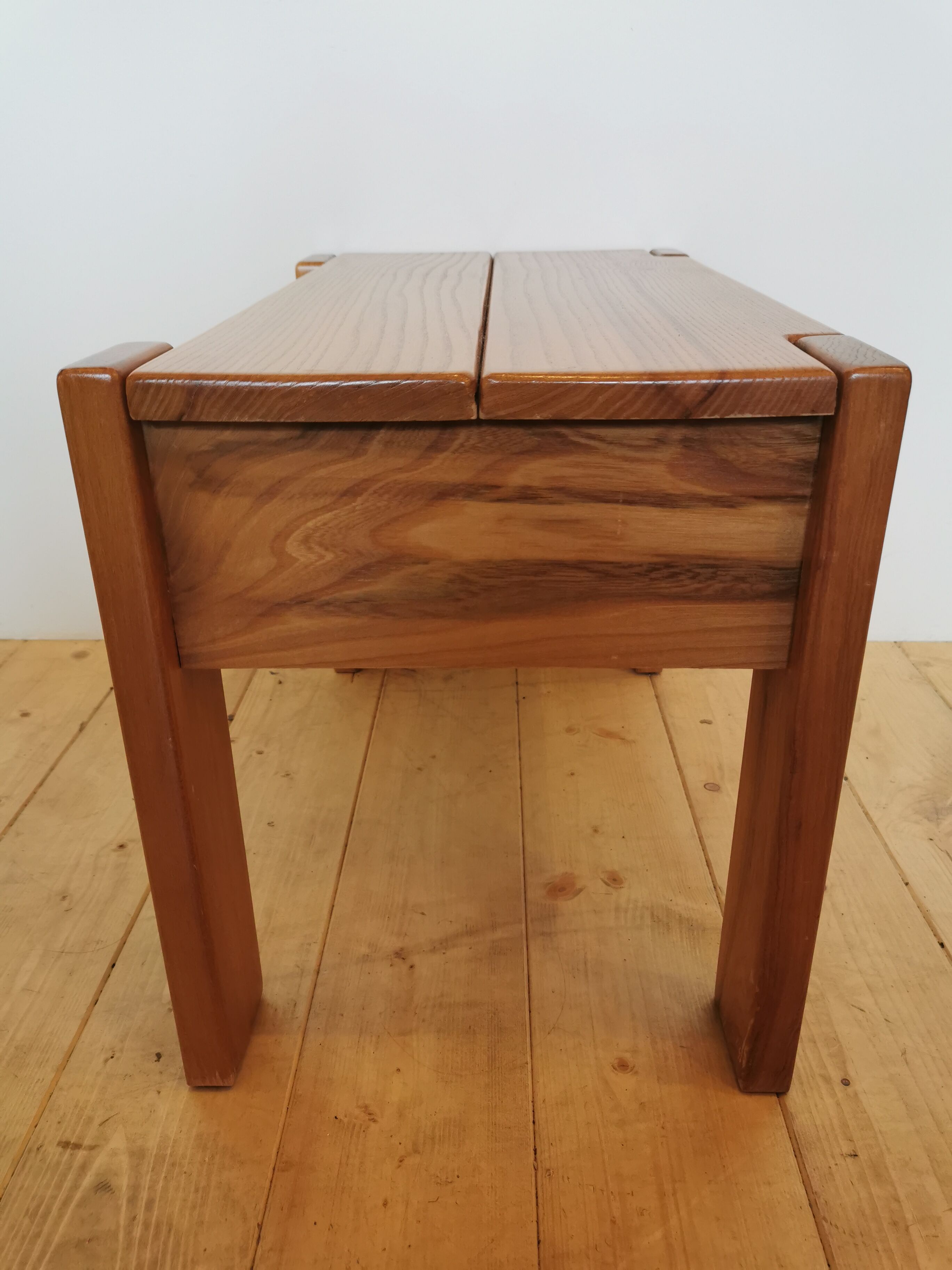 Paire de chevets en orme Maison Regain