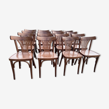 Lot de 16 chaises bistrot