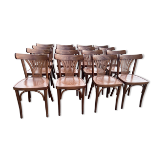Set of 16 bistro chairs