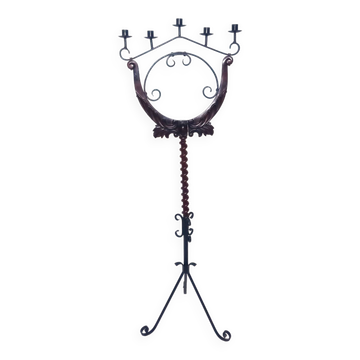 Floor candelabra in wrought iron and turned wood