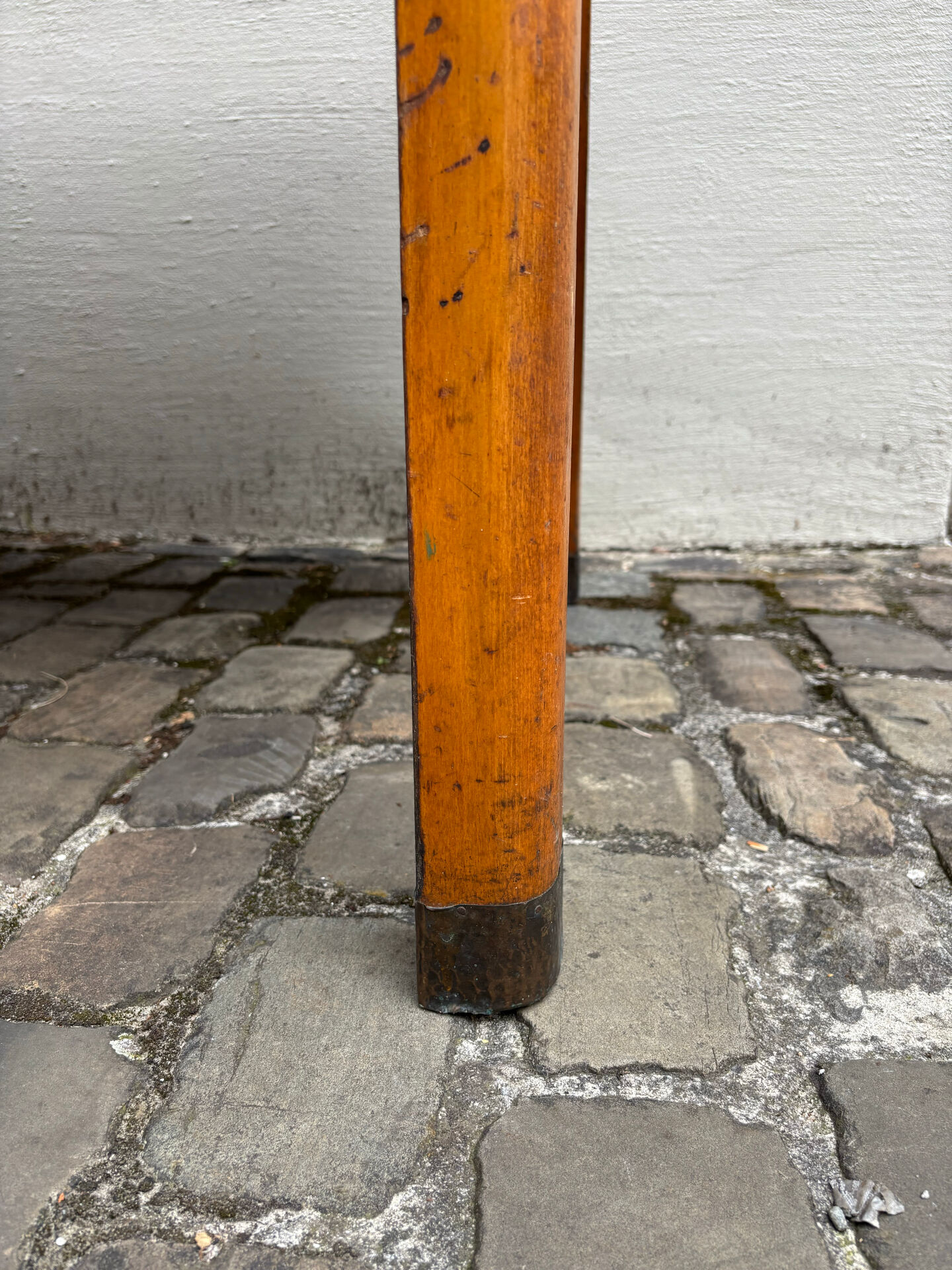 Art deco dining table or desk in wood (extendable)