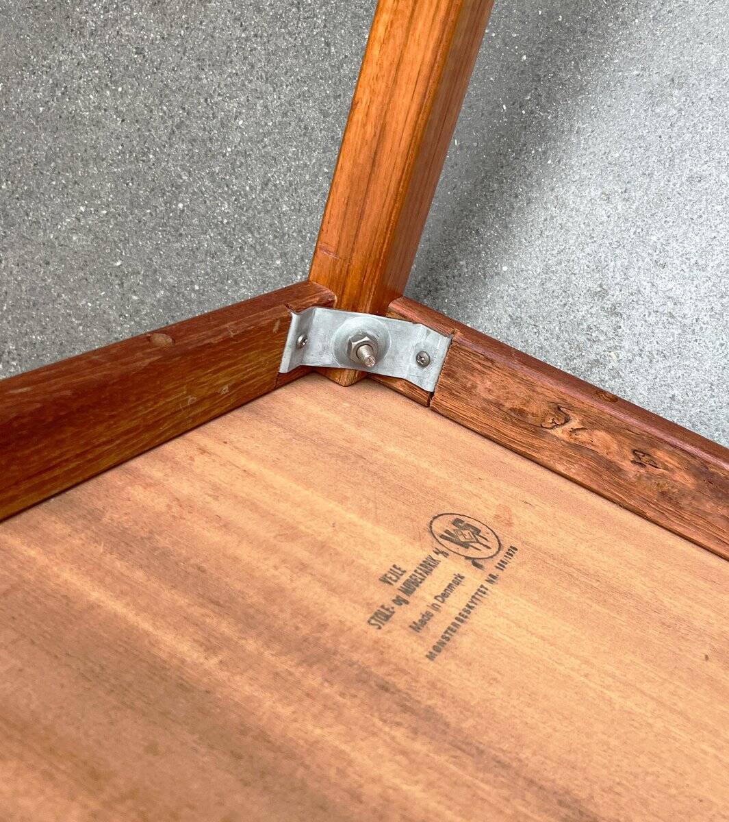 Mid-century teak coffee table from Vejle Möbelfabrik, Denmark, 1960s.