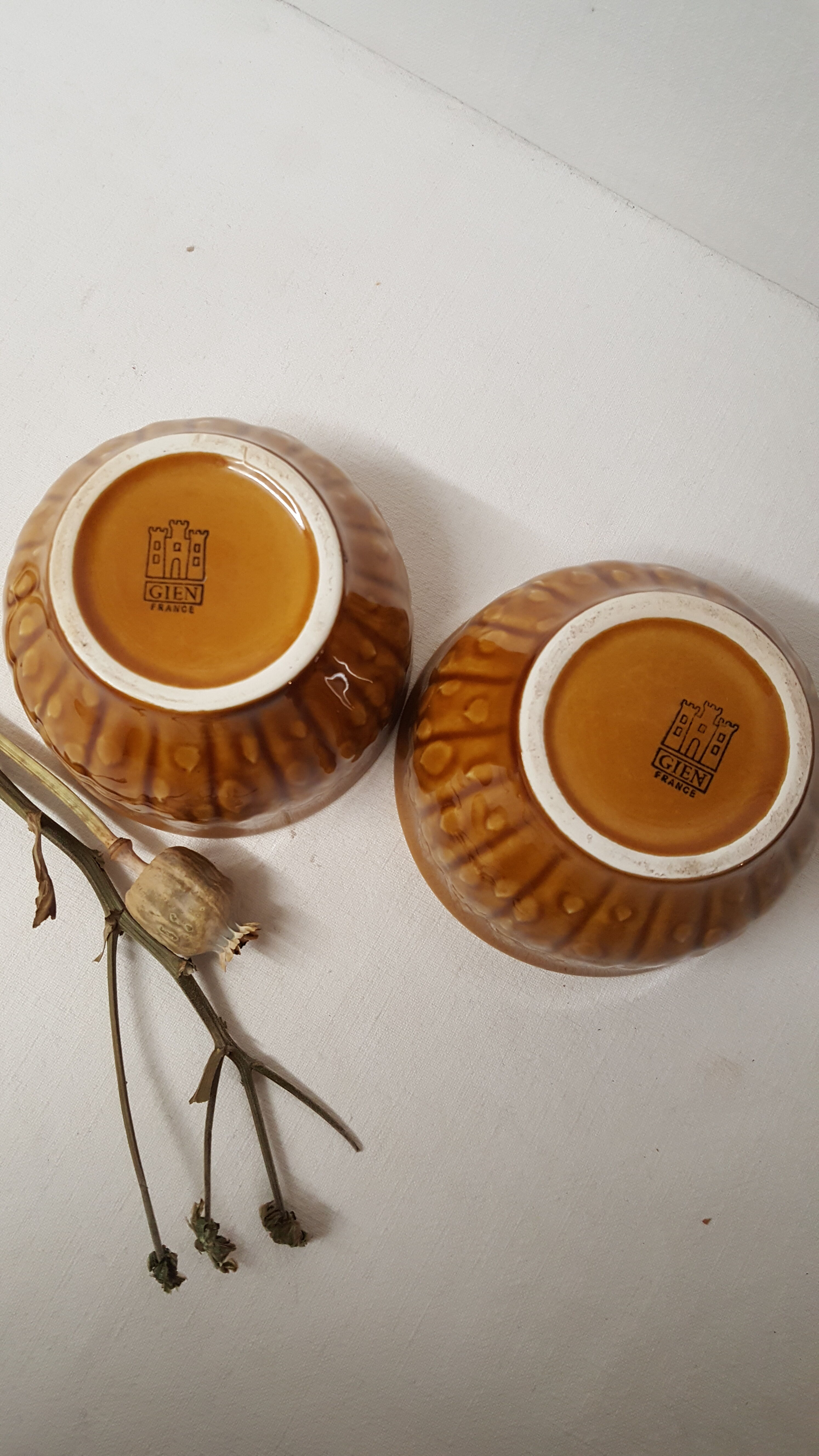 Gien France ramekin duo