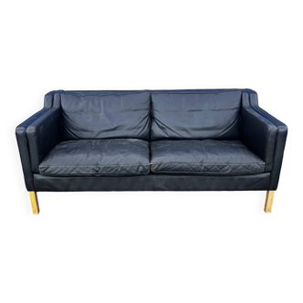Canapé danois vintage deux places et demi en cuir noir Stouby des années 1960