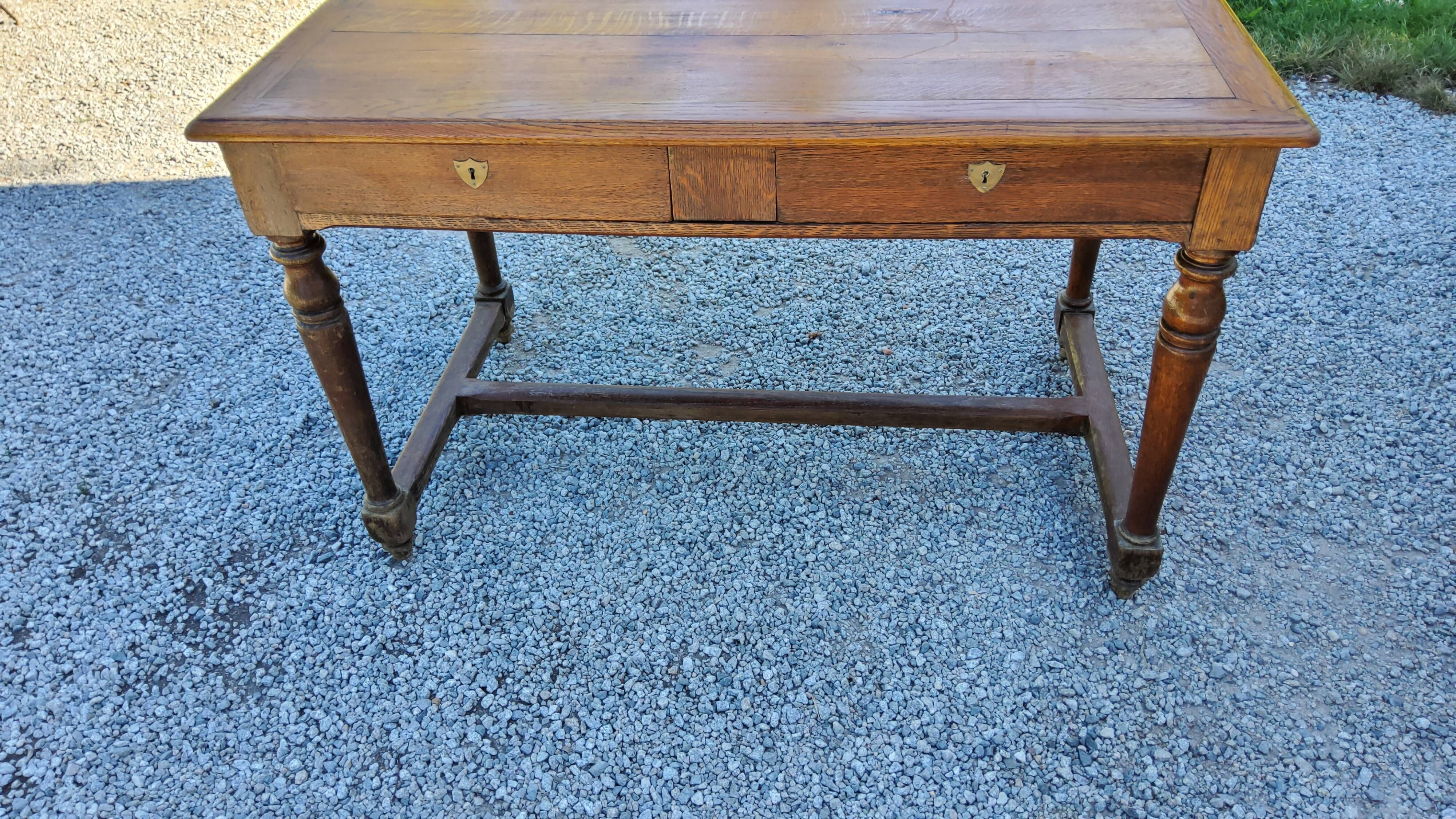 Blond oak desk from the 1900s/1920s 2 drawers feet Louis Philippe