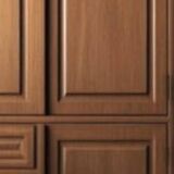 Armoire ancienne en bois massif