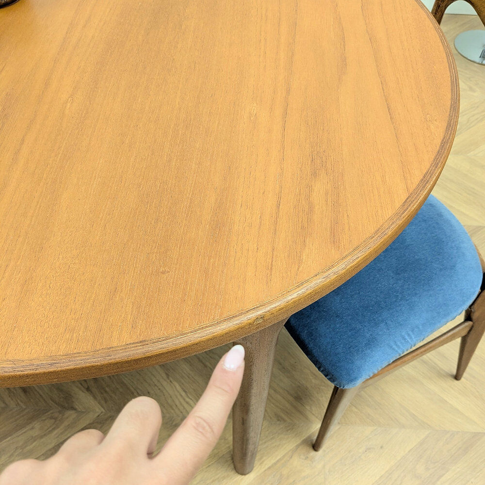 Table à manger scandinave McIntosh