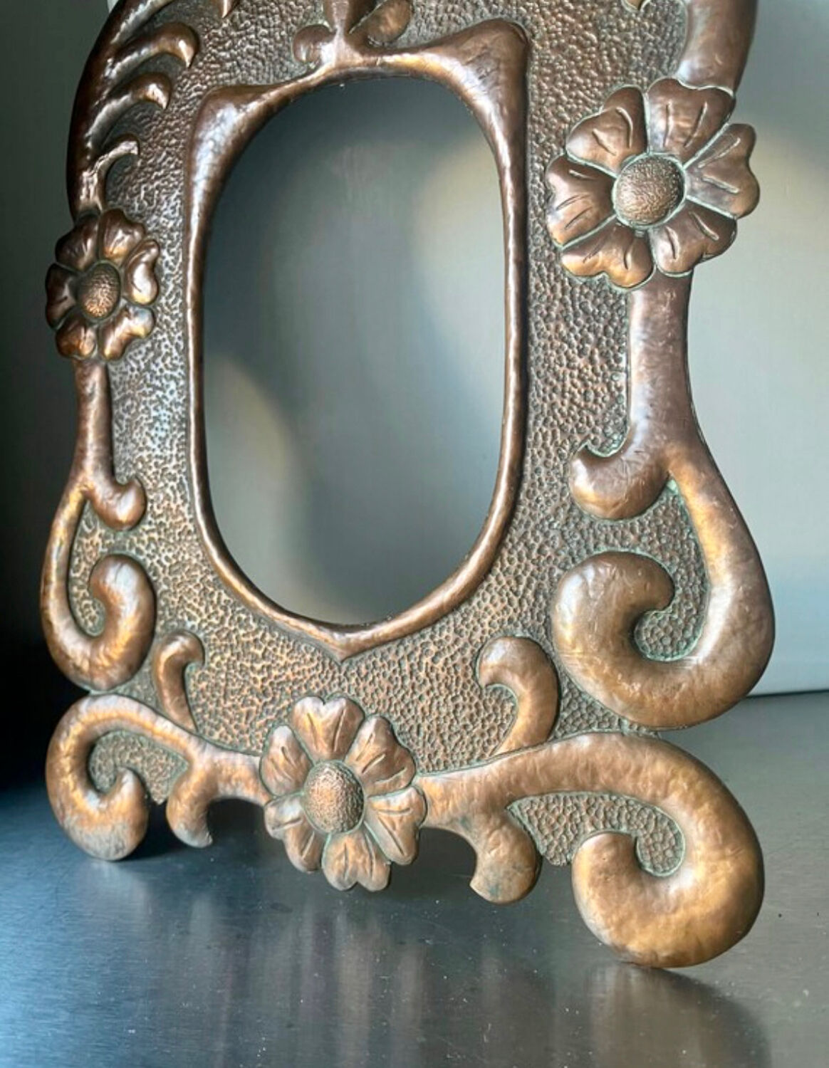 Art nouveau copper metal frame 31 cm x 19 cm