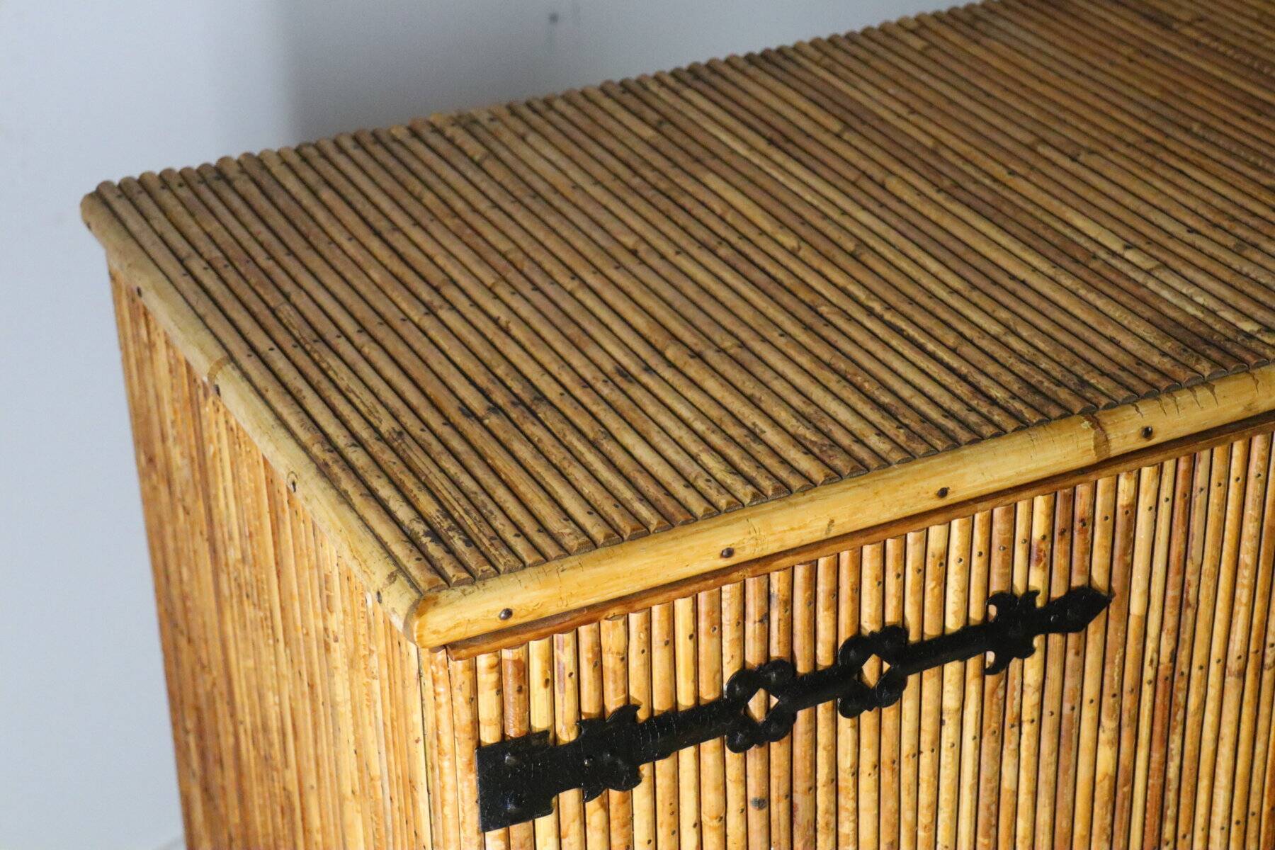 Vintage woven rattan sideboard - 1960