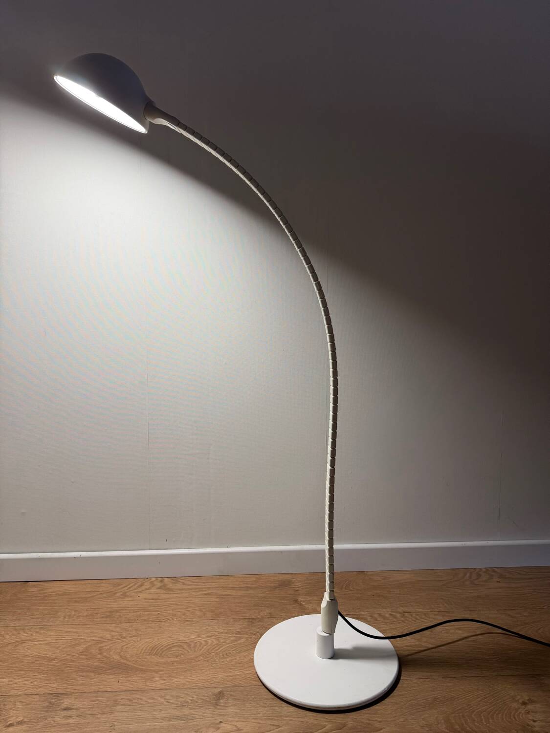 "Vertebre" floor lamp by Elio Martinelli for Martinelli Luce – Italy