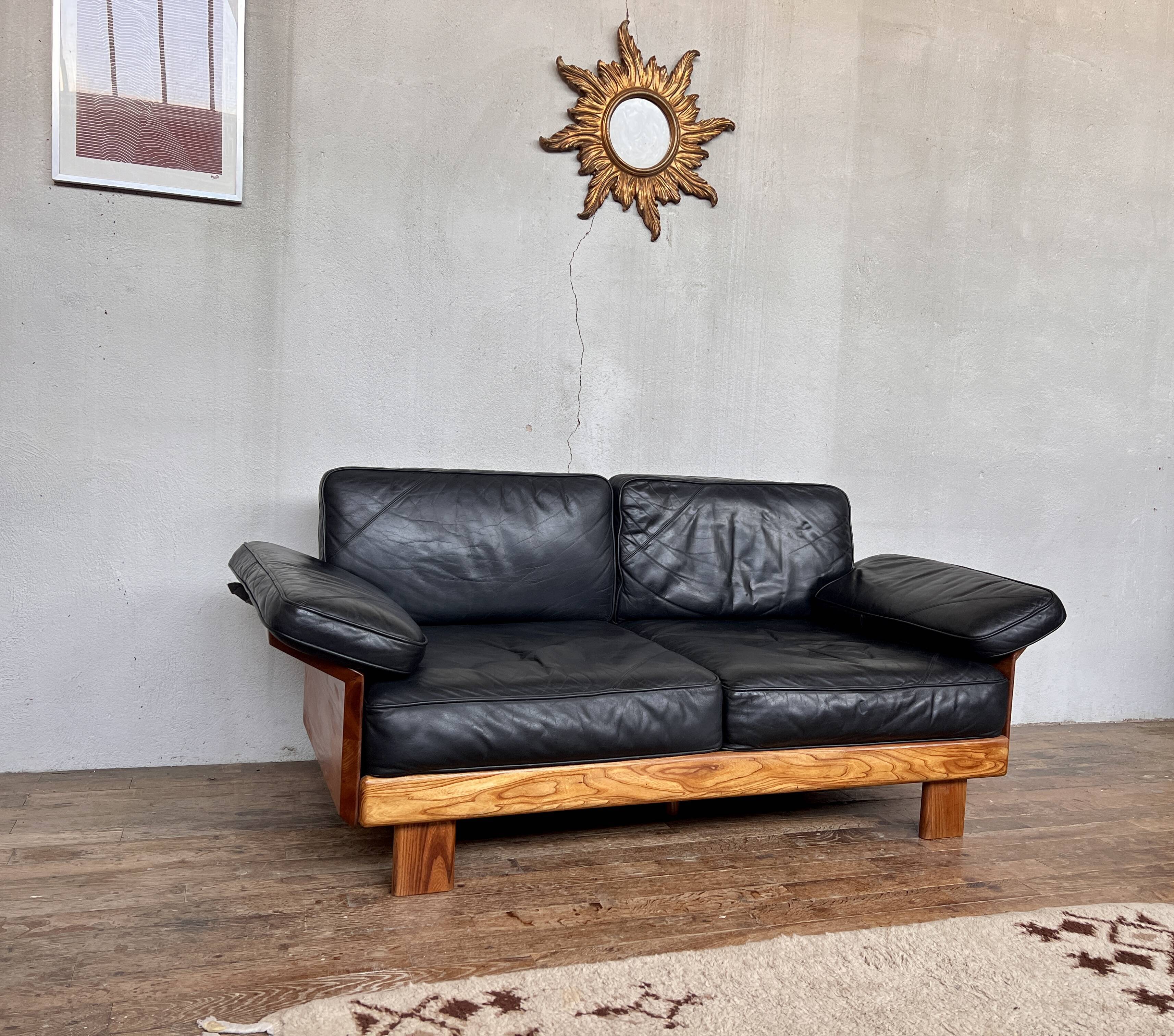 Canape seltz elm and leather design 1960