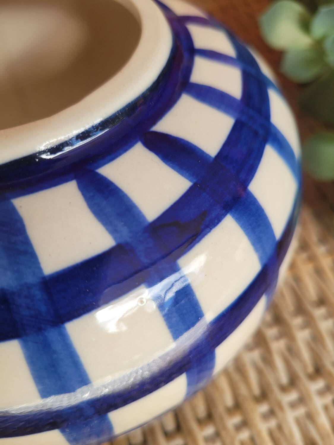 Vase boule en céramique peint à la main