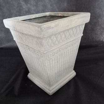 Ceramic planter