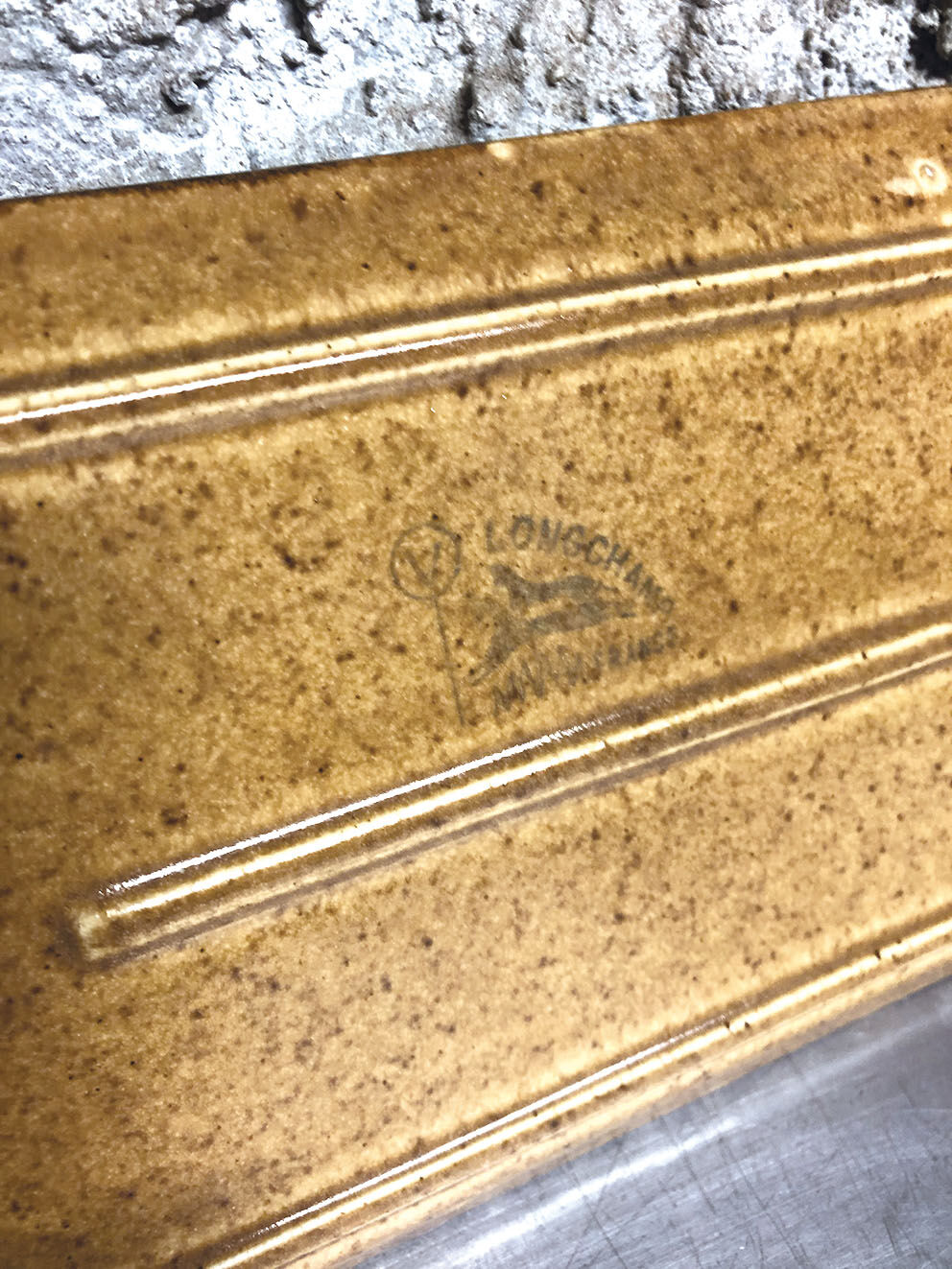 Small Plateau of presentation sandstone of Longchamp