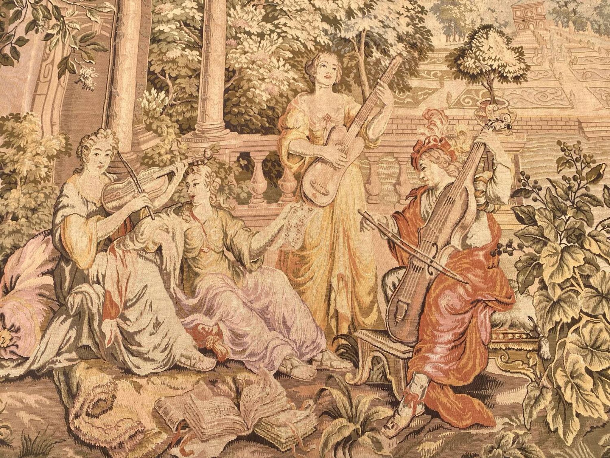 Grande tenture murale style aubusson scène musicale