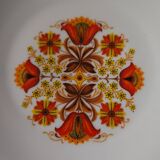 Service d'assiettes et plat en porcelaine, années 70