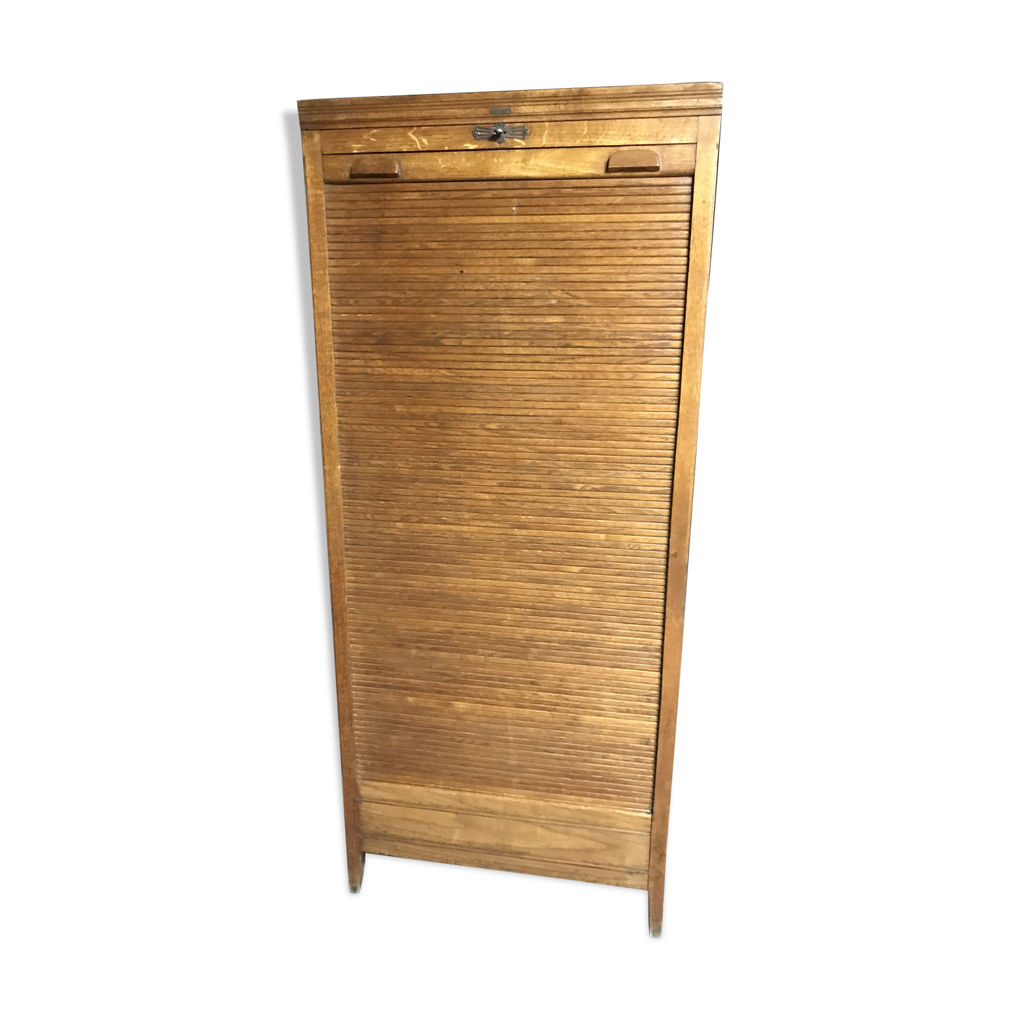 Notary curtain cabinet 1900