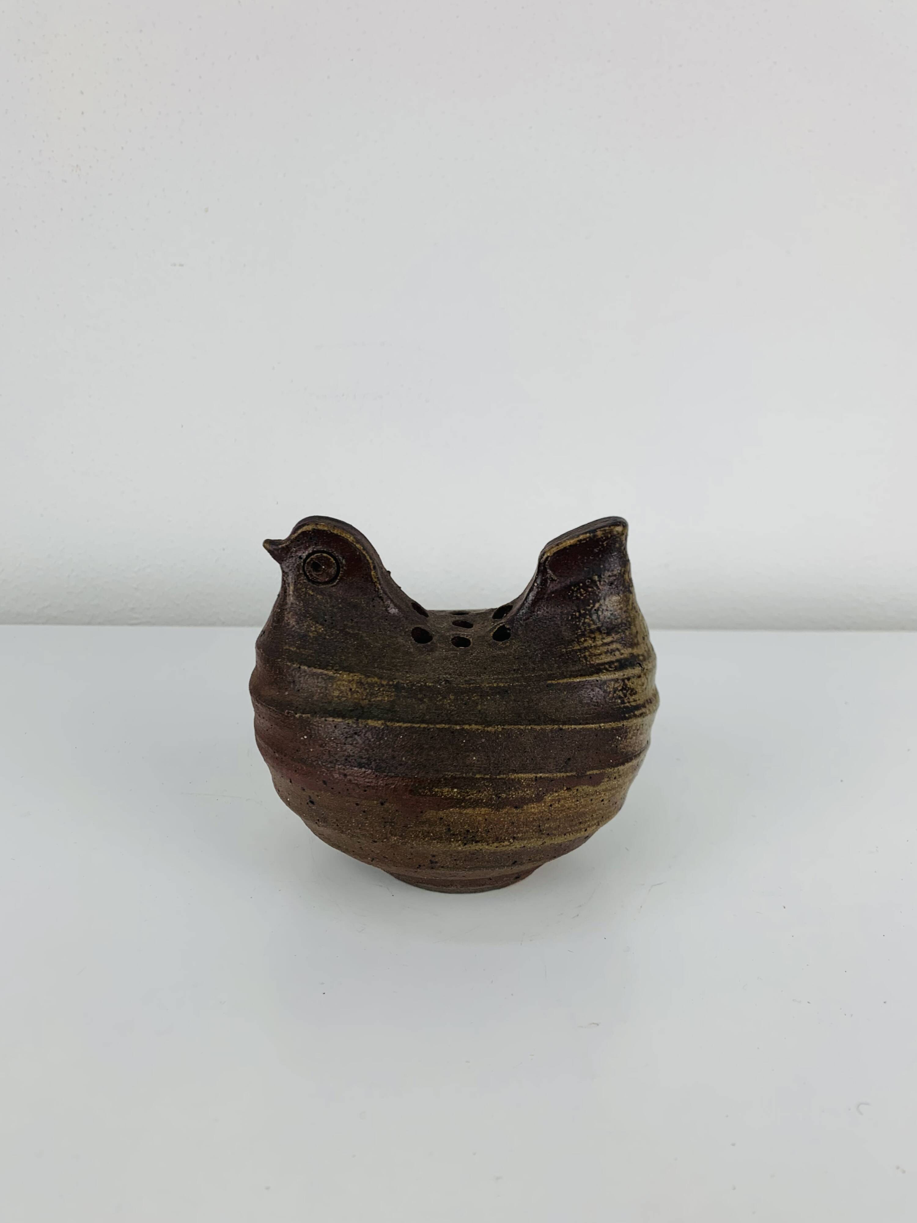 Vintage stoneware hen vase, flower pick