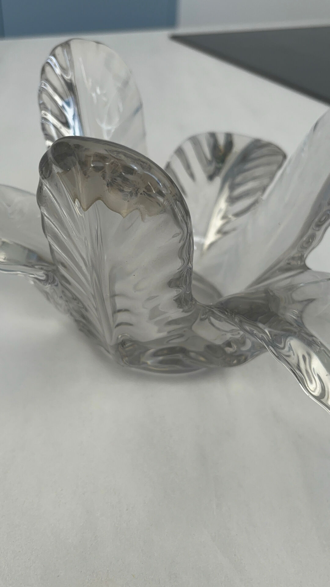 Vide-poche vintage Vannes-le-Châtel en cristal formant fleur