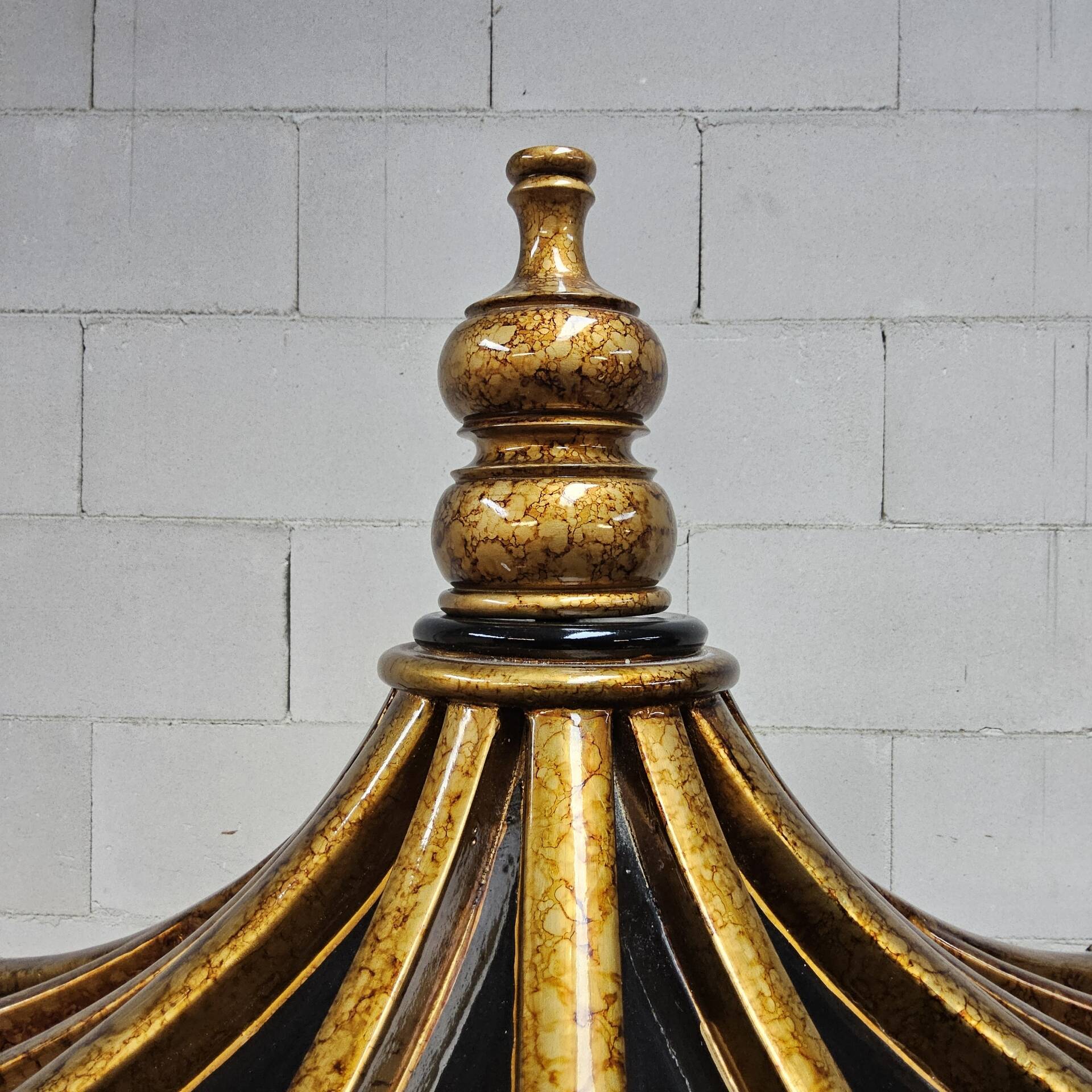 Vitrine chinoise vintage toit pagode (éclairage) asiatique